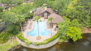 810 SANDPIPER Lane