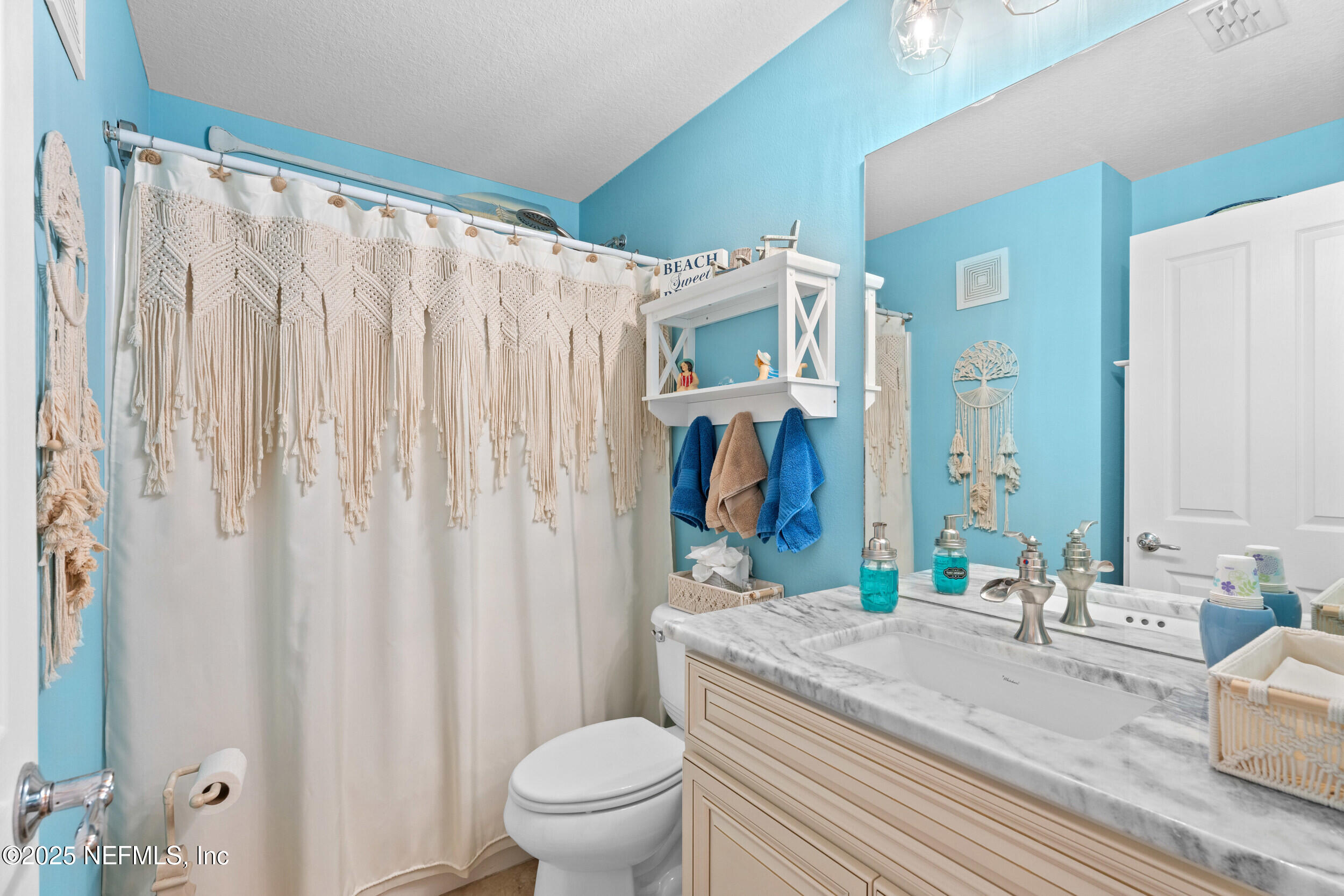 24 FAWN GULLY Lane, E