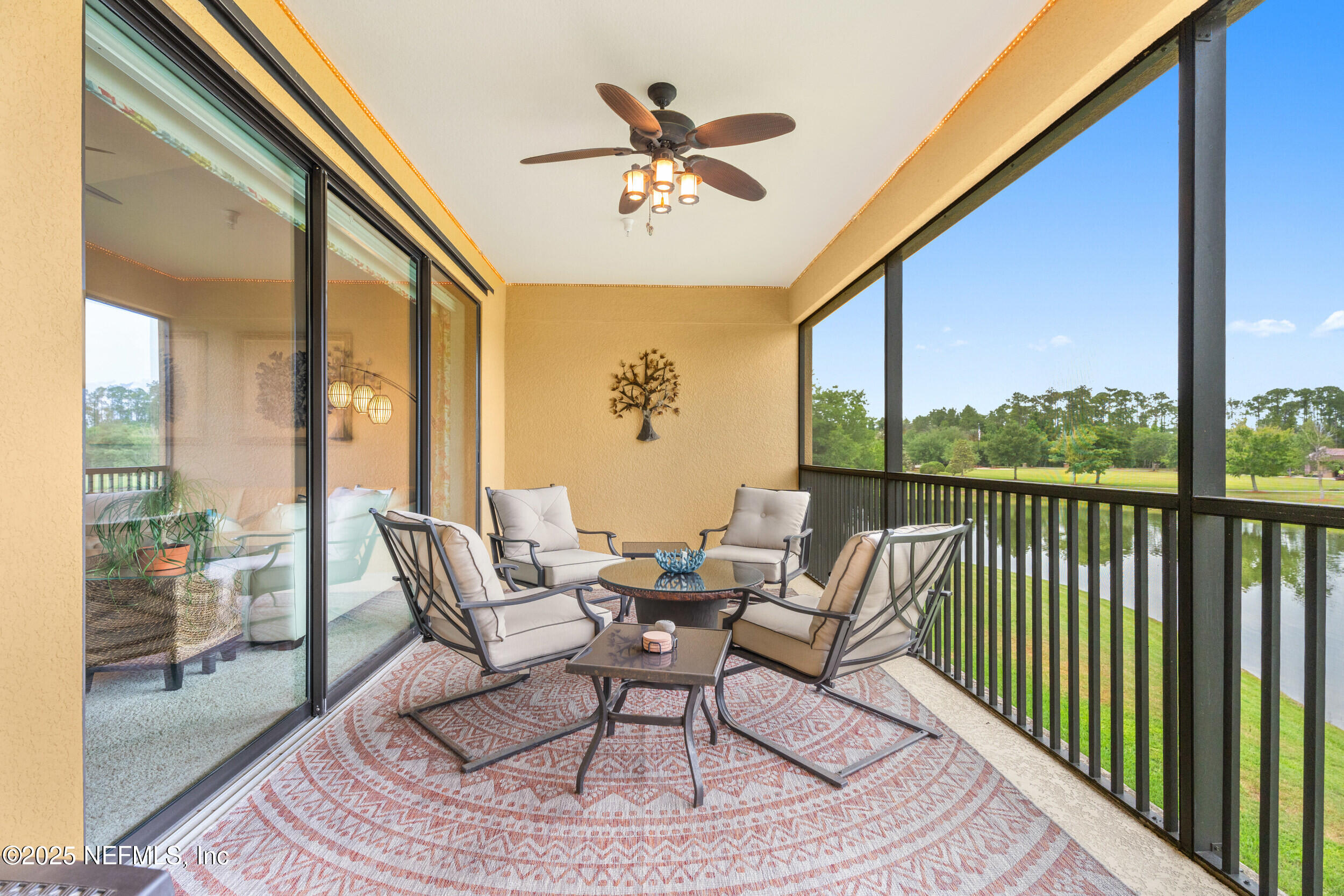 24 FAWN GULLY Lane, E