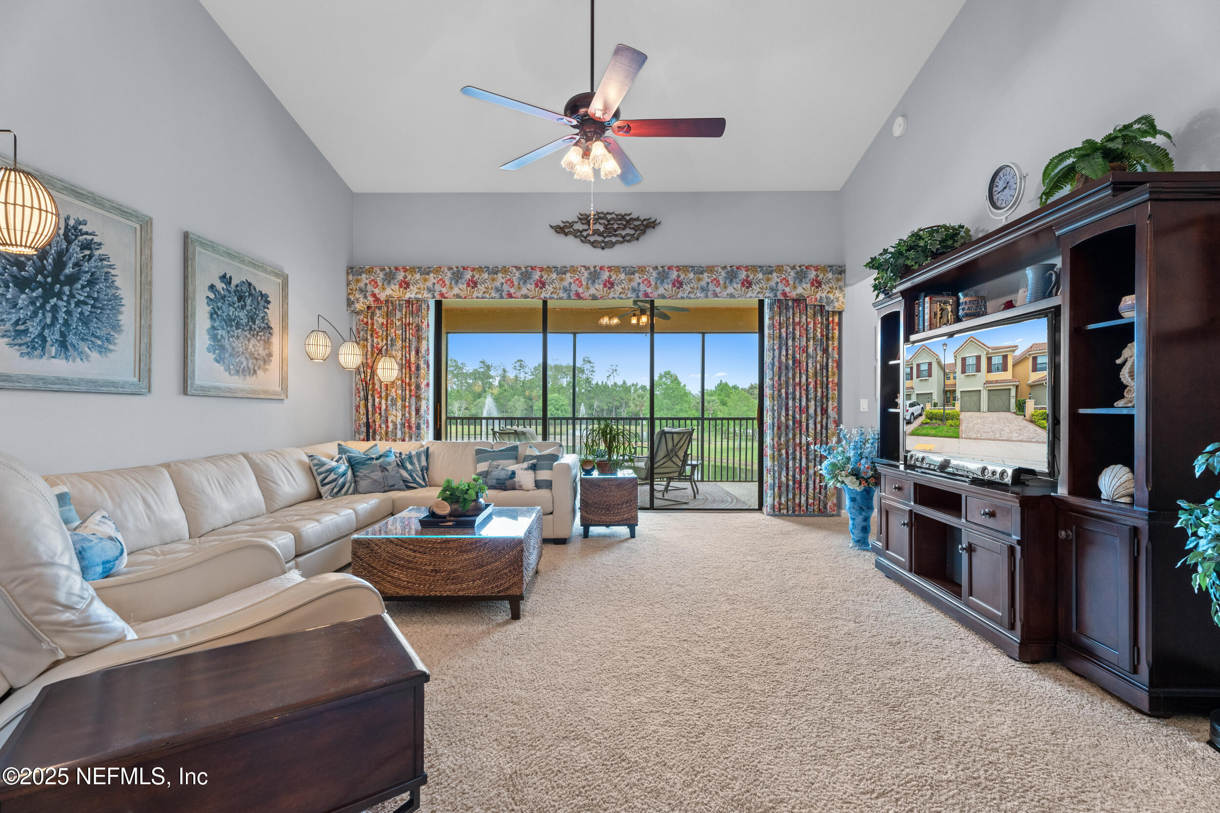 24 FAWN GULLY Lane, E