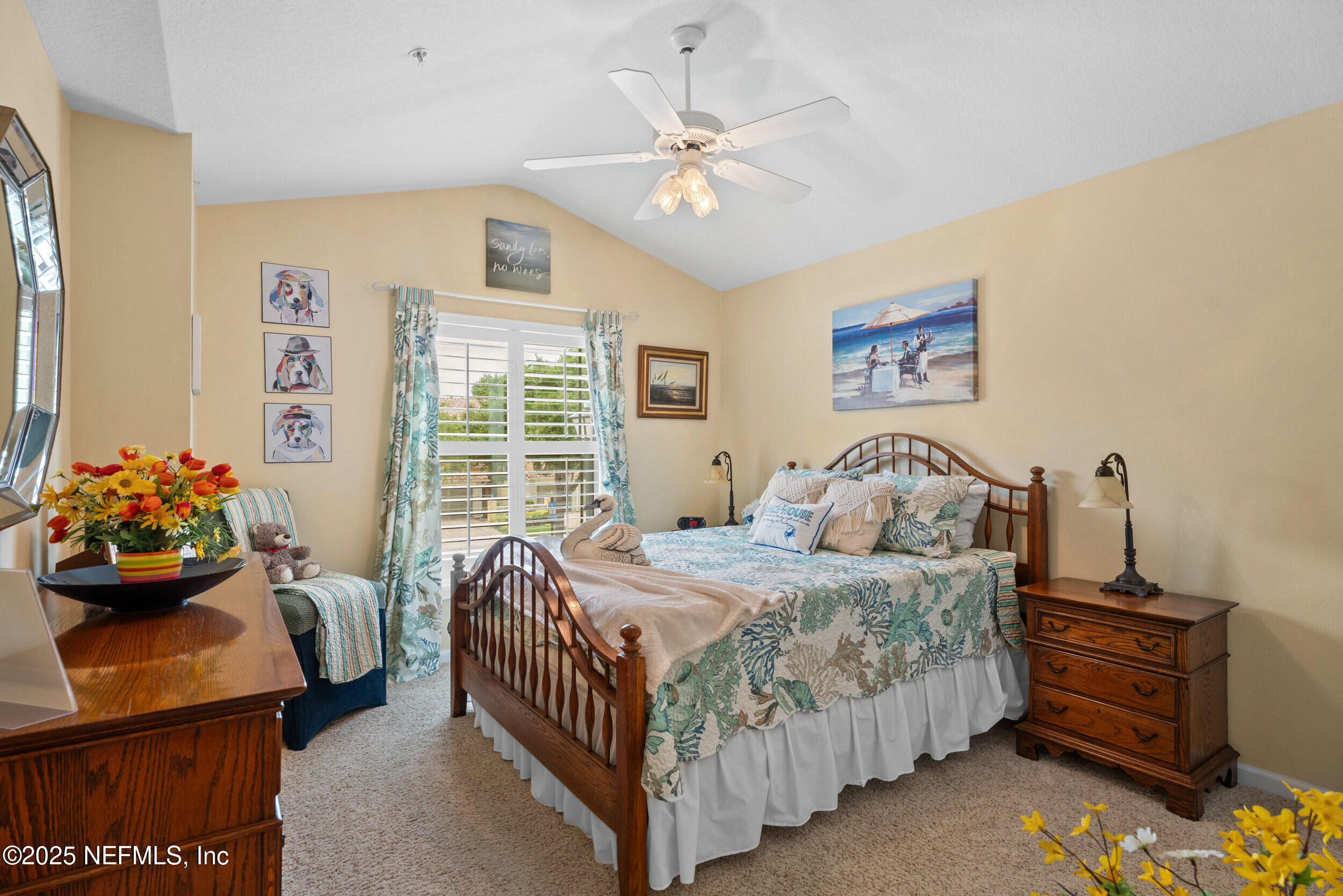 24 FAWN GULLY Lane, E