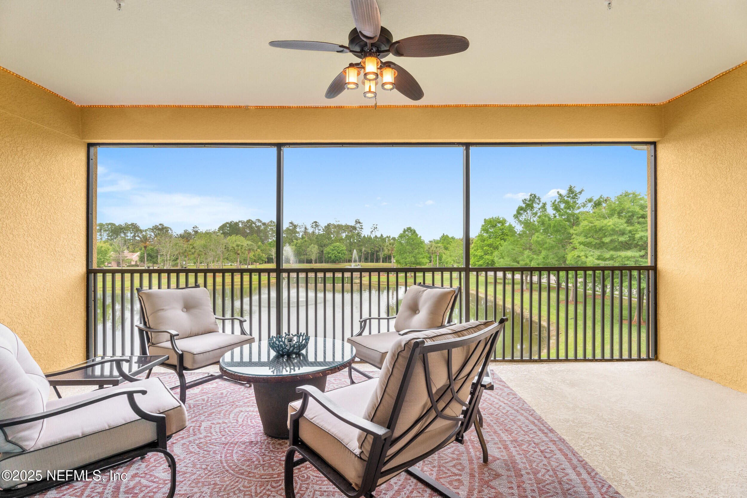 24 FAWN GULLY Lane, E