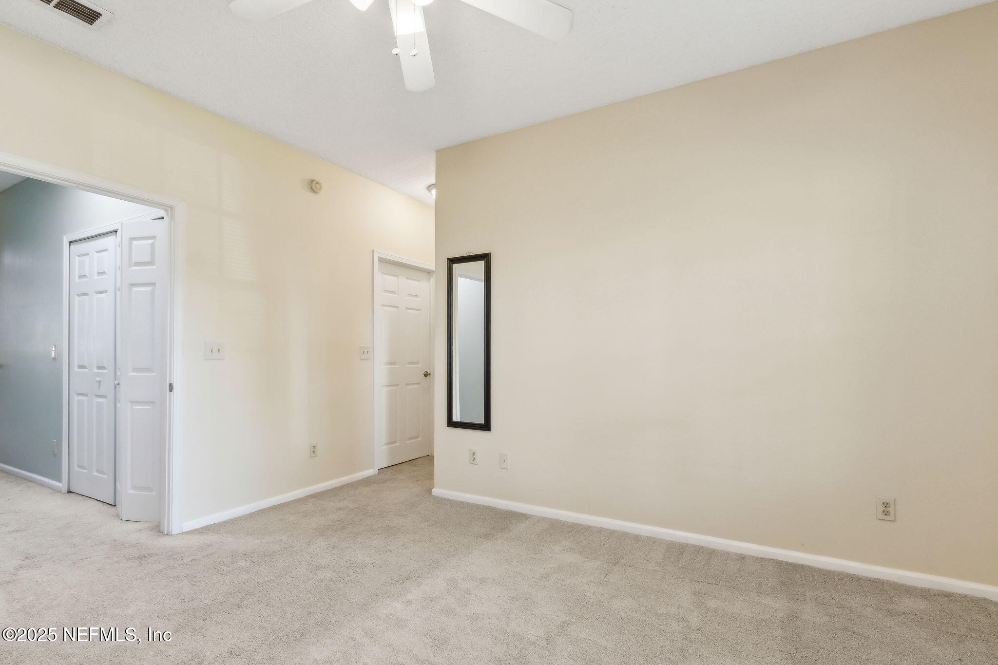 10000 GATE Parkway, 414