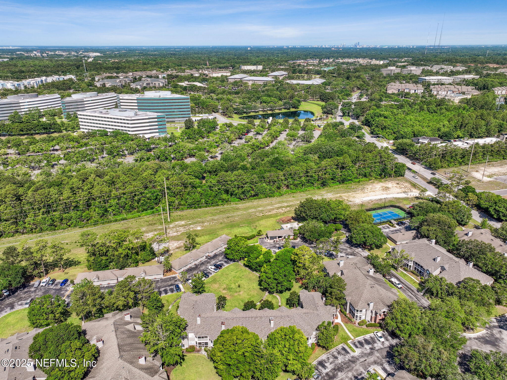 10000 GATE Parkway, 414