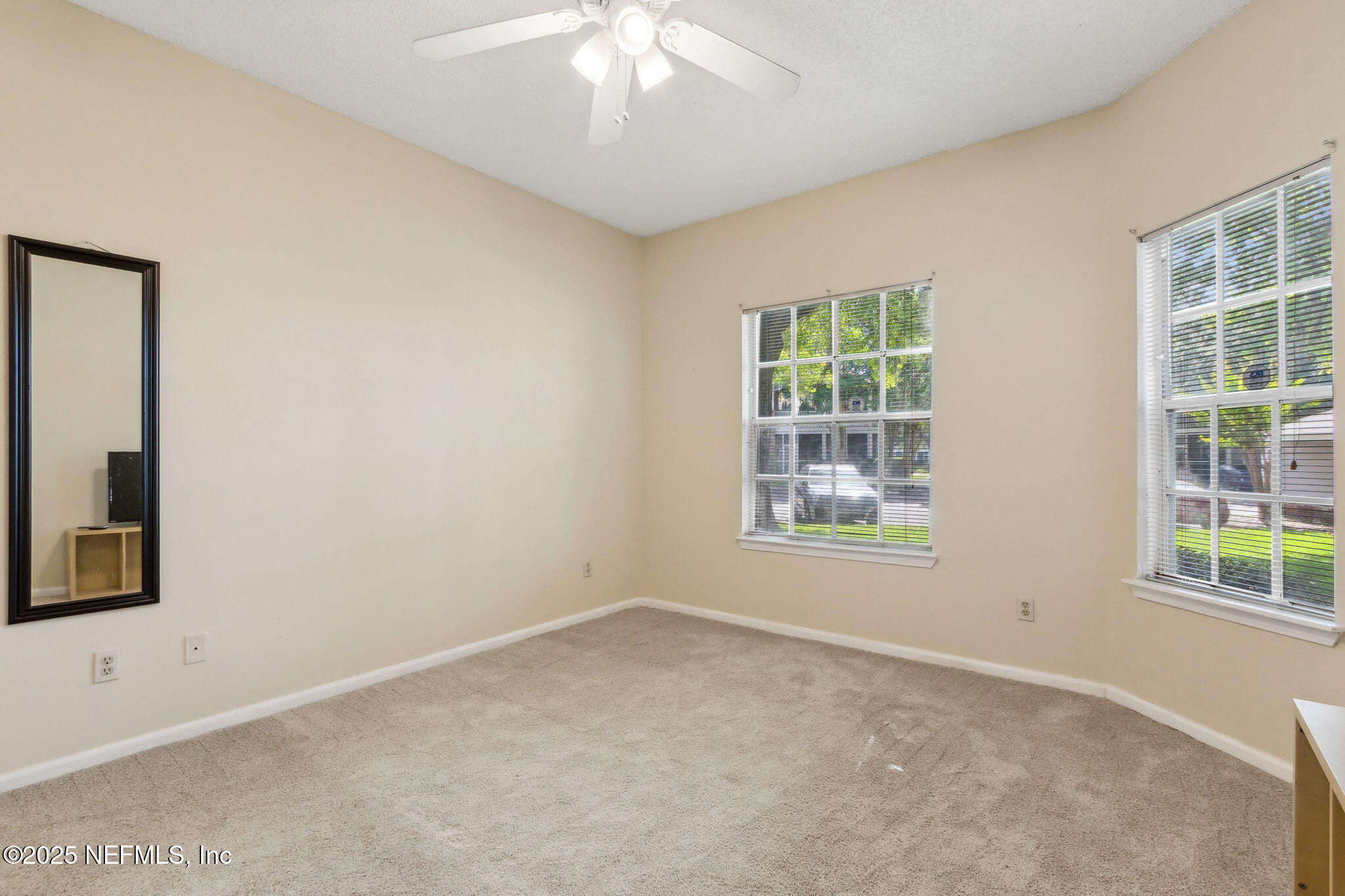 10000 GATE Parkway, 414
