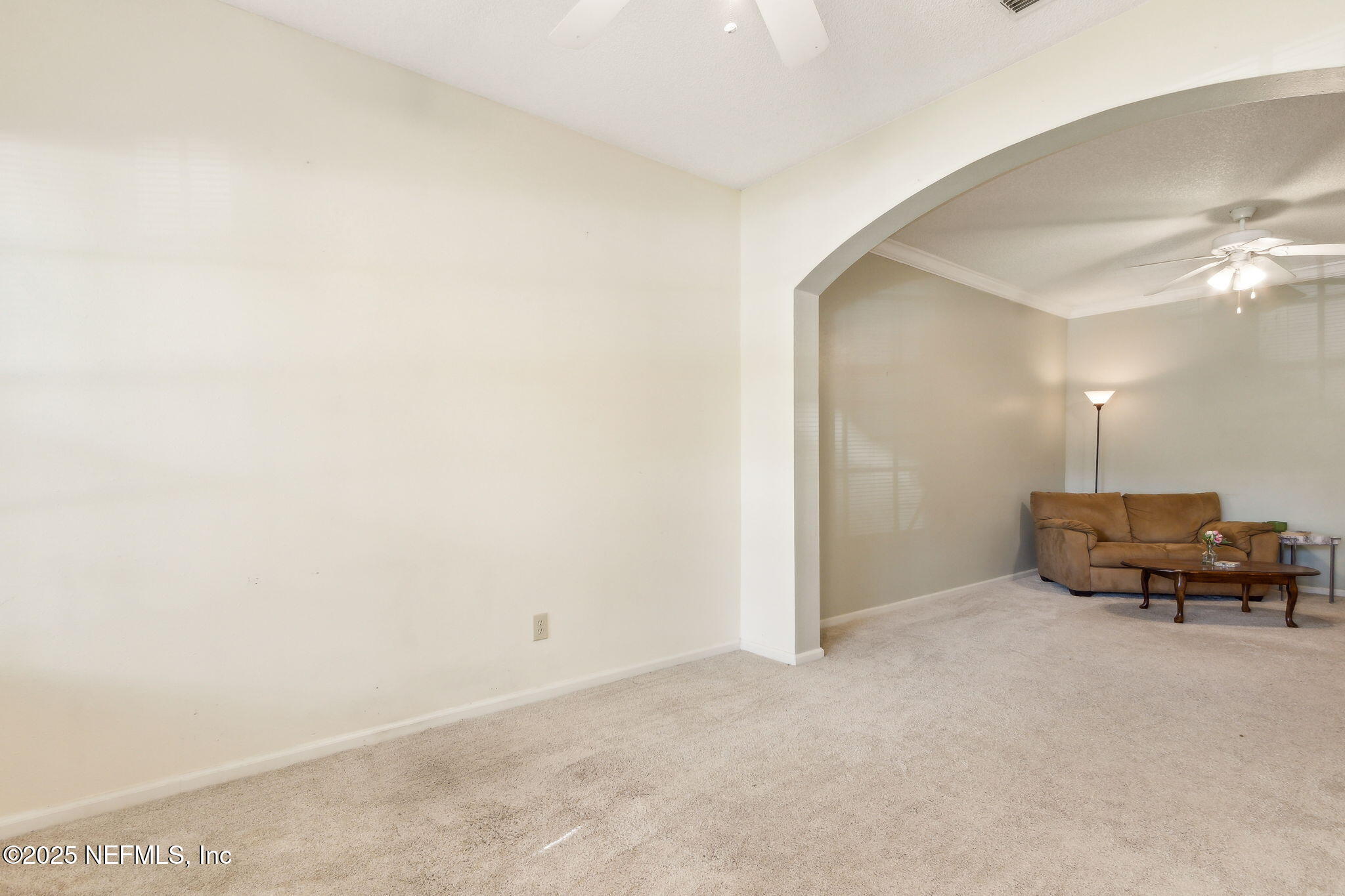 10000 GATE Parkway, 414