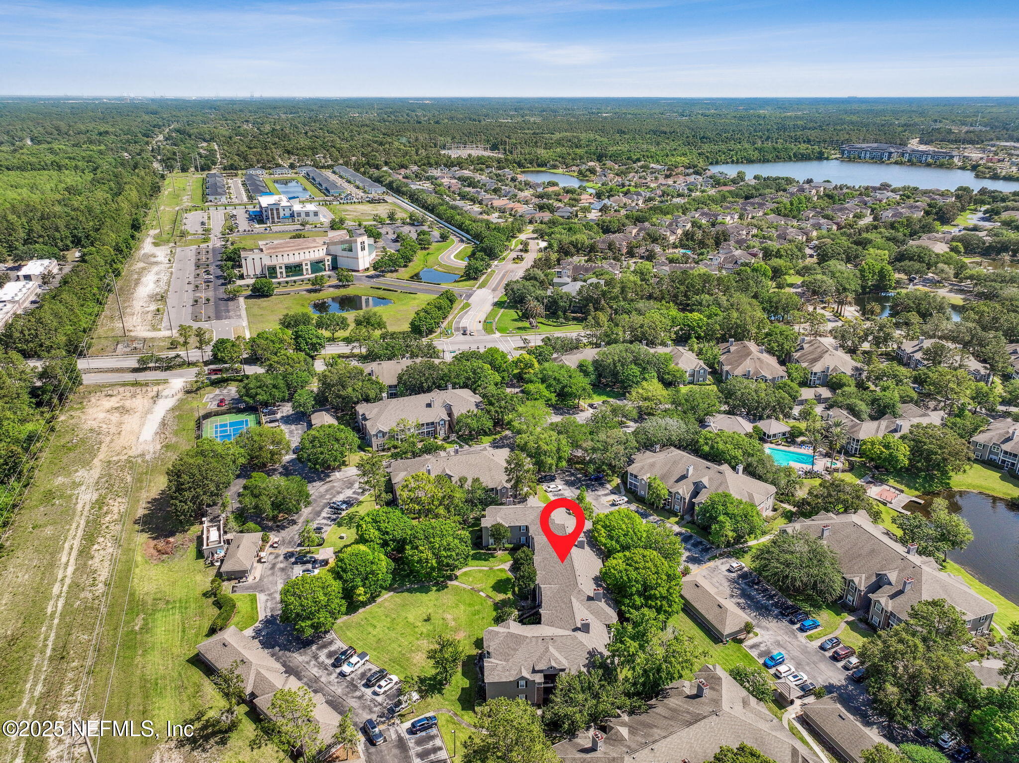 10000 GATE Parkway, 414
