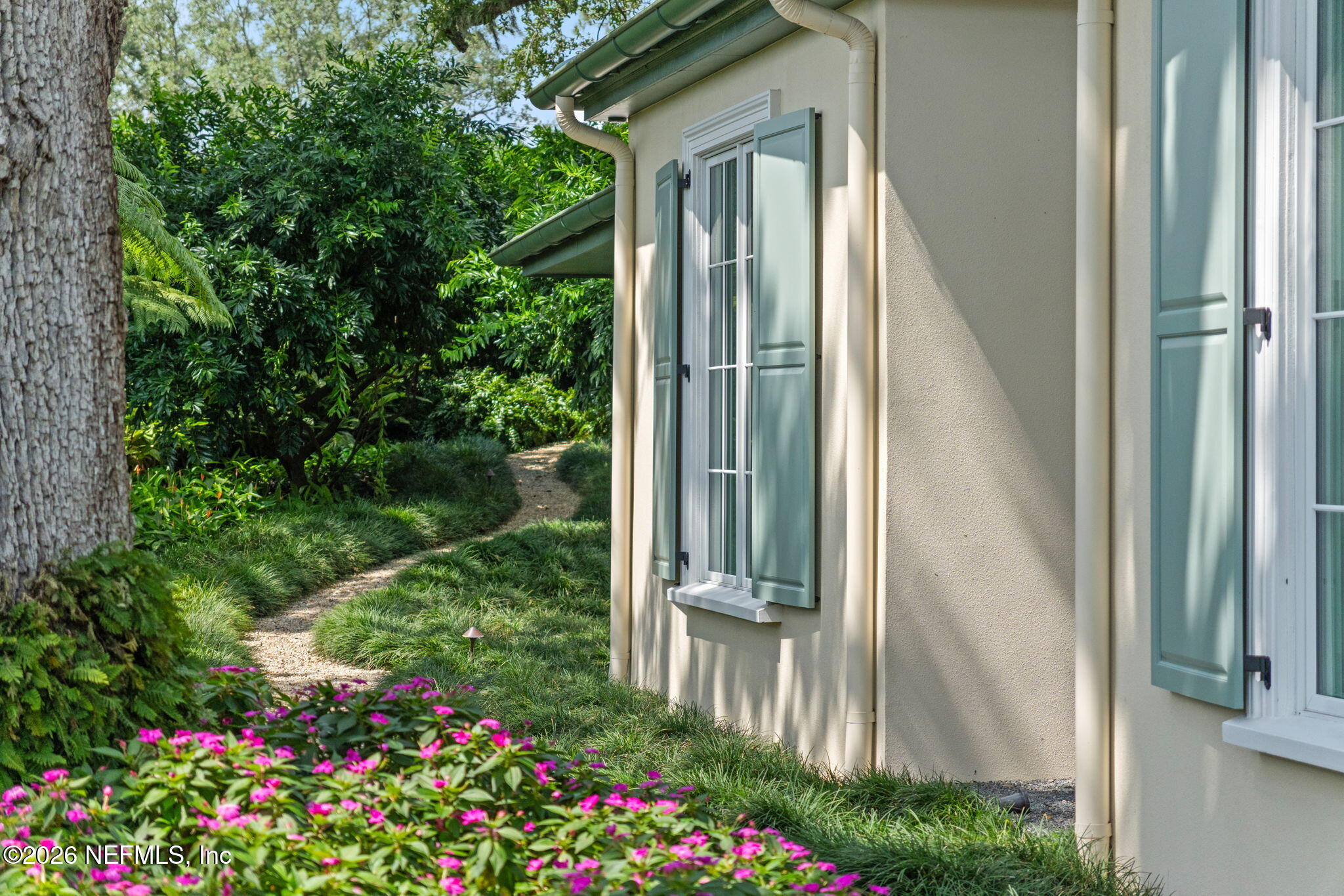 2300 N SCENIC HIGHWAY 5