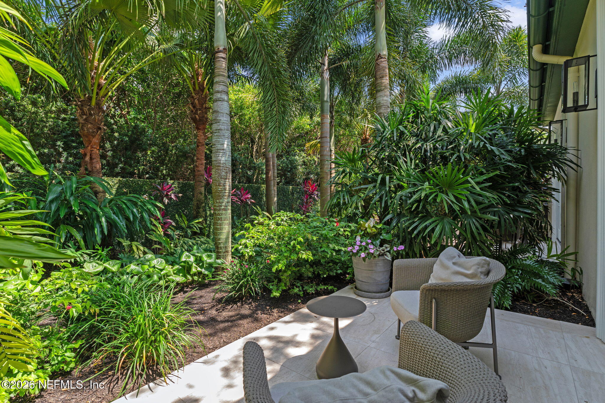 2300 N SCENIC HIGHWAY 5