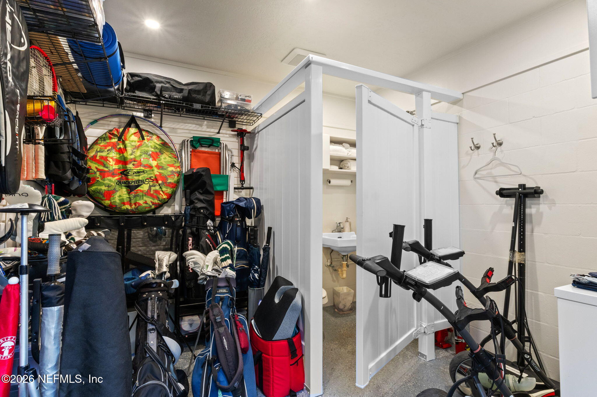 2300 N SCENIC HIGHWAY 5