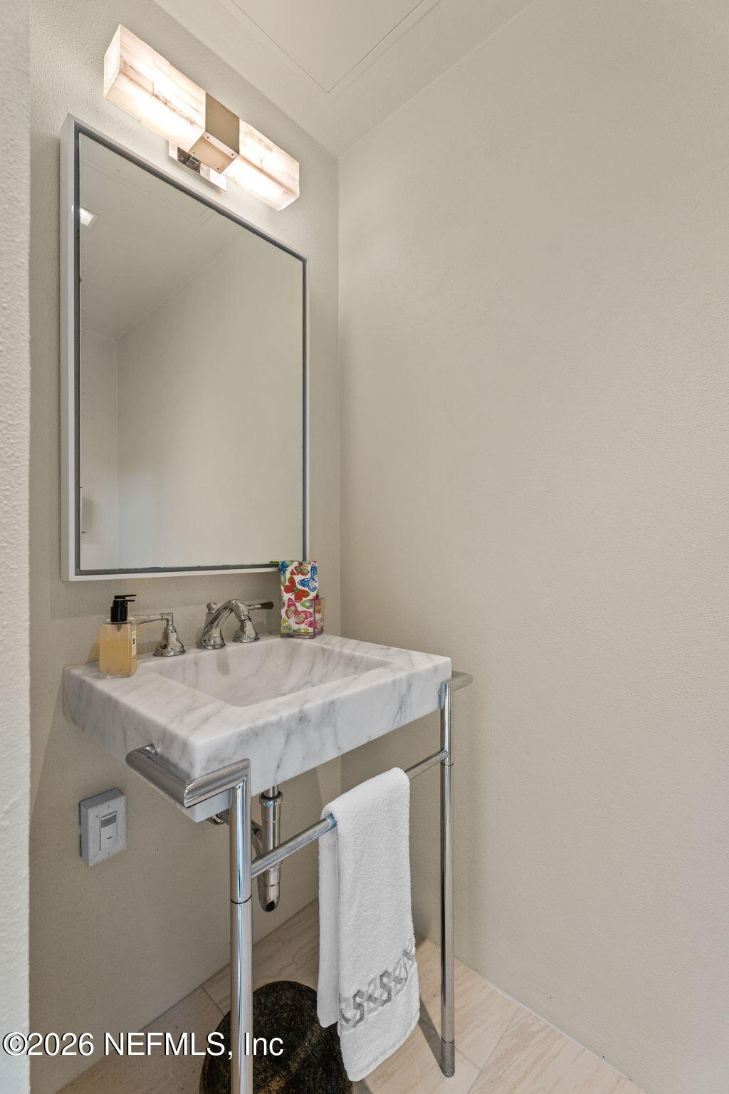 2300 N SCENIC HIGHWAY 5