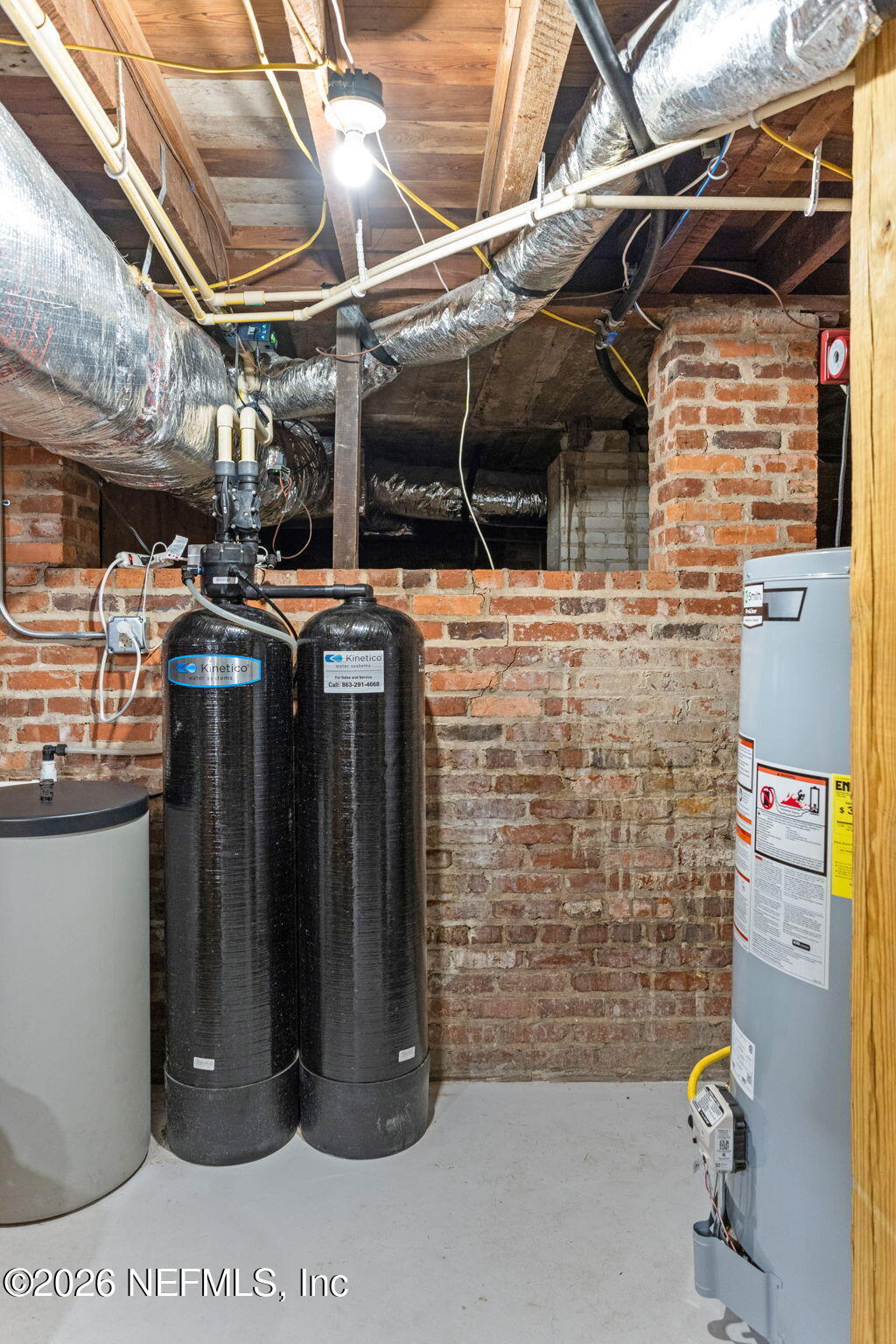 2300 N SCENIC HIGHWAY 5