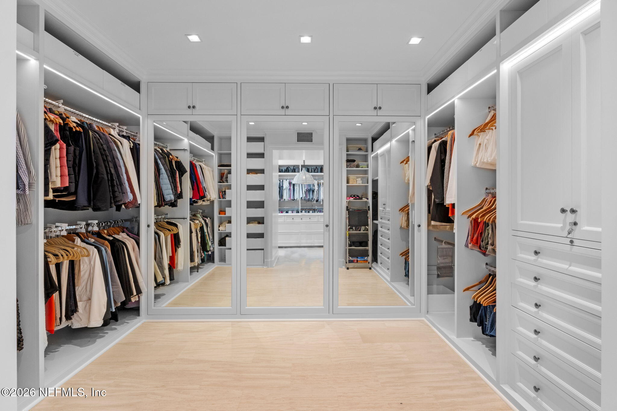 2300 N SCENIC HIGHWAY 5