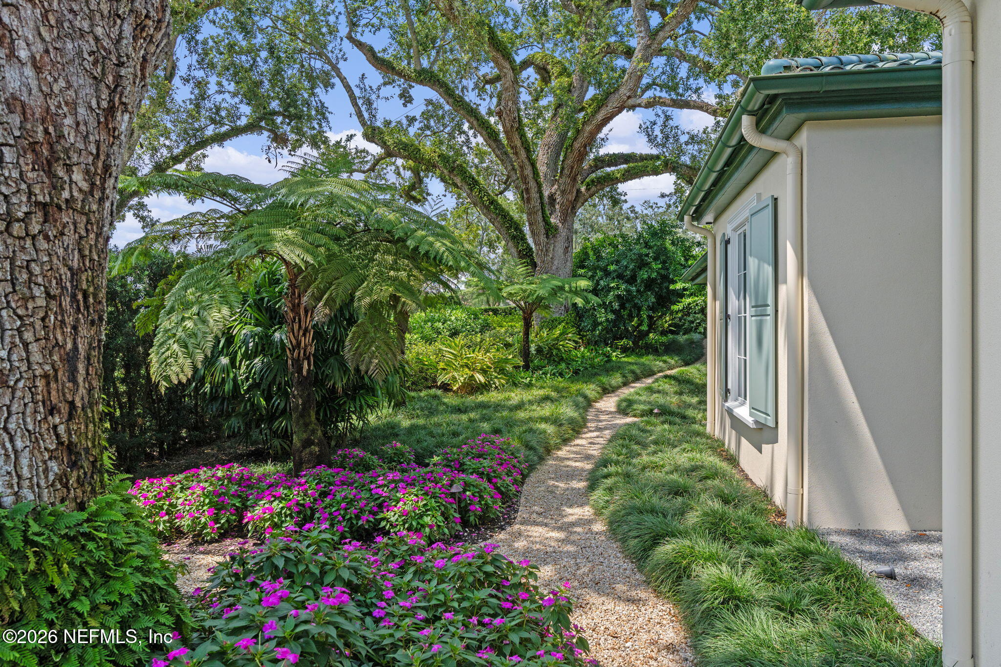 2300 N SCENIC HIGHWAY 5