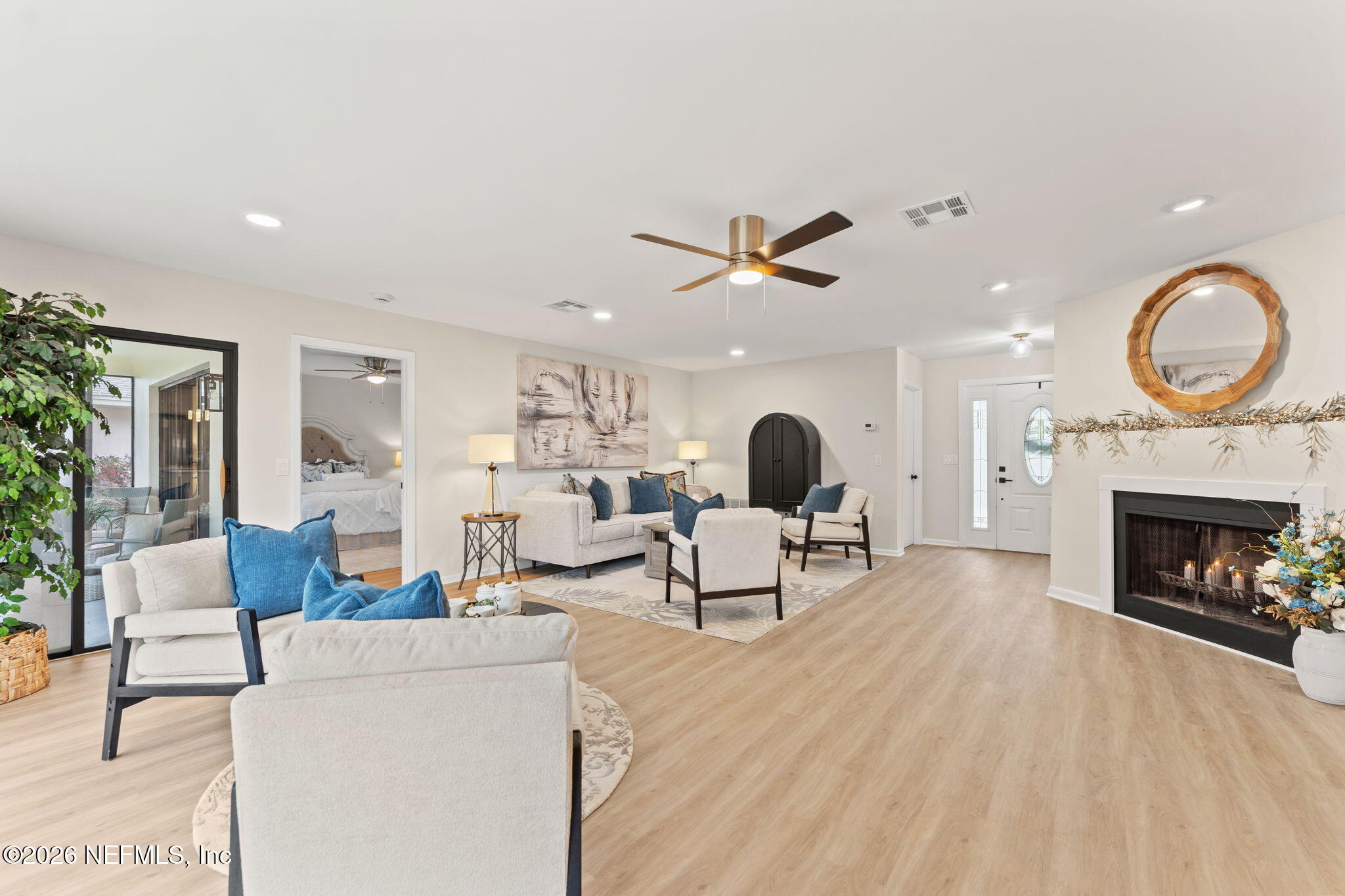 110 ABALONE Lane W