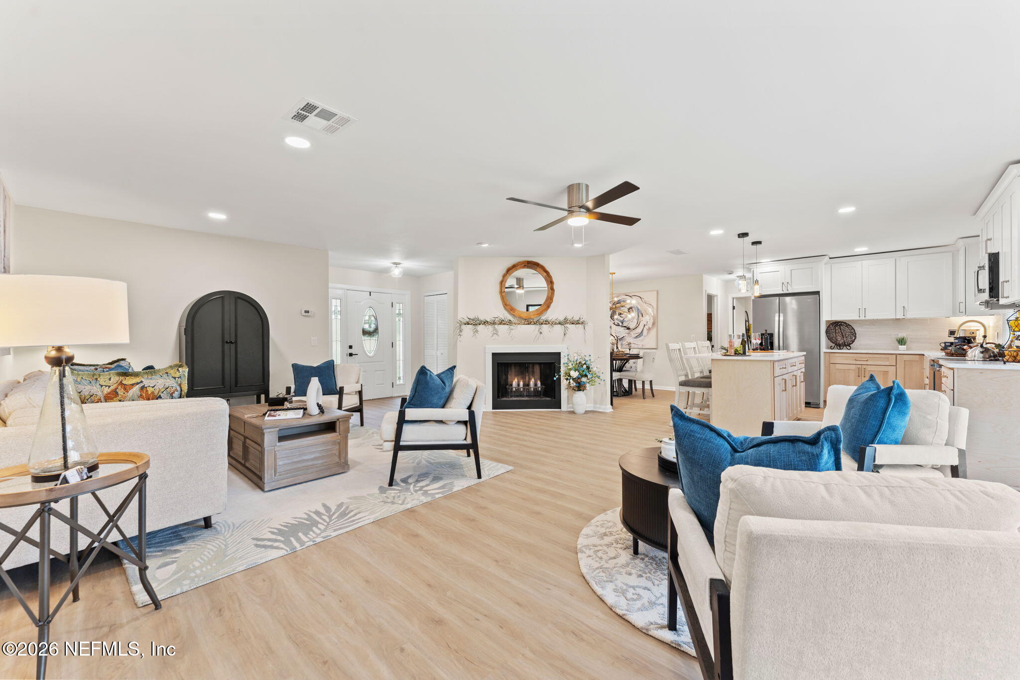 110 ABALONE Lane W