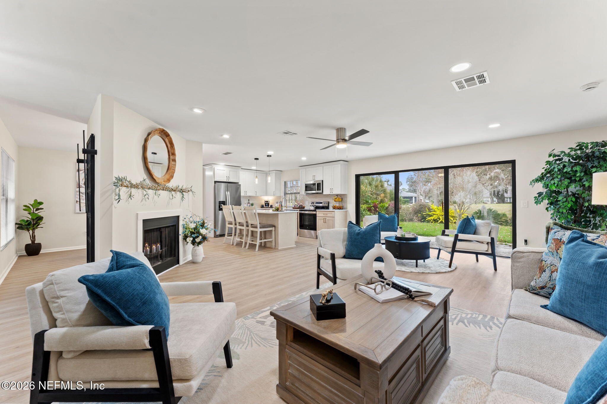 110 ABALONE Lane W