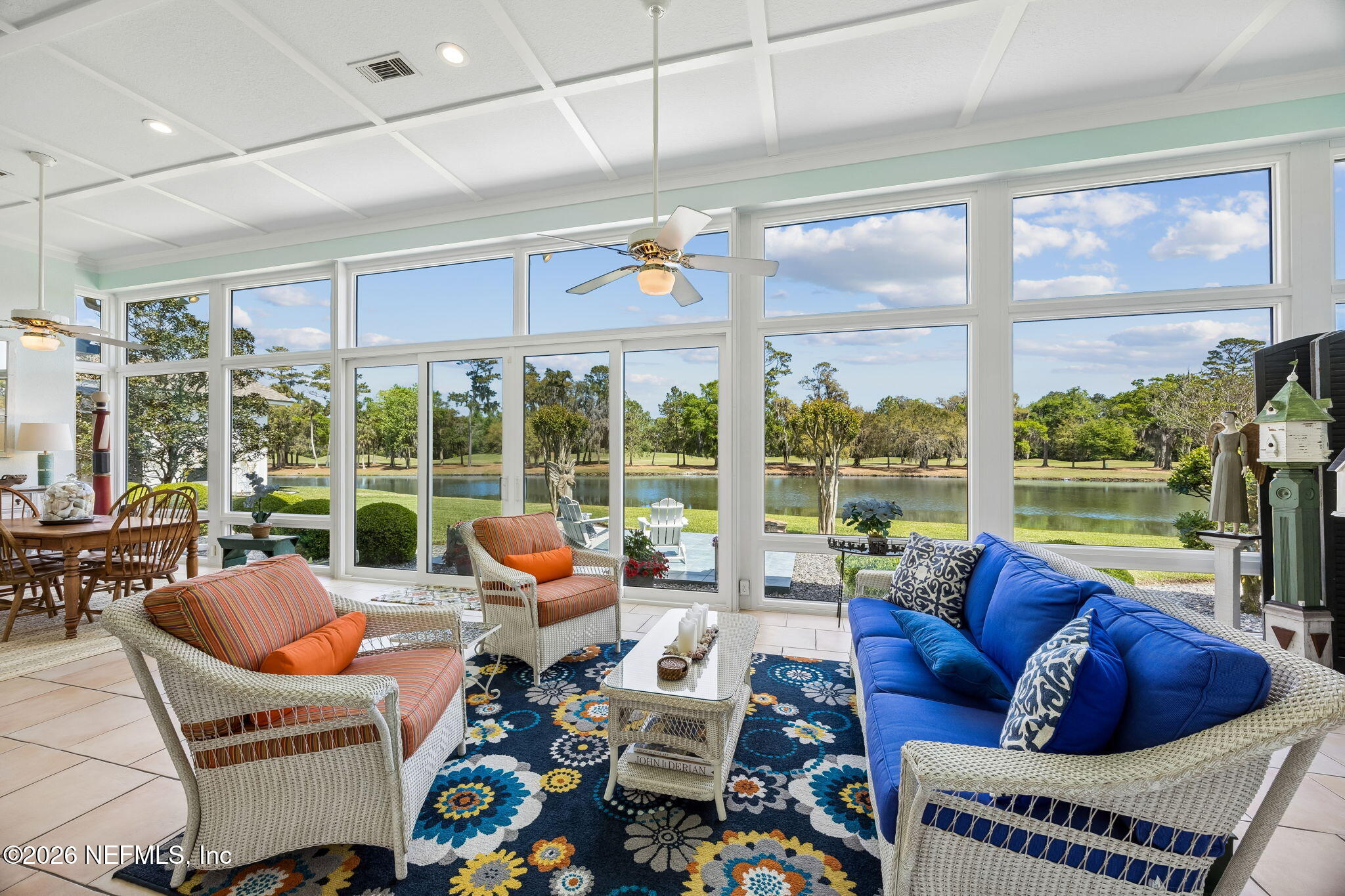 128 N COVE Drive