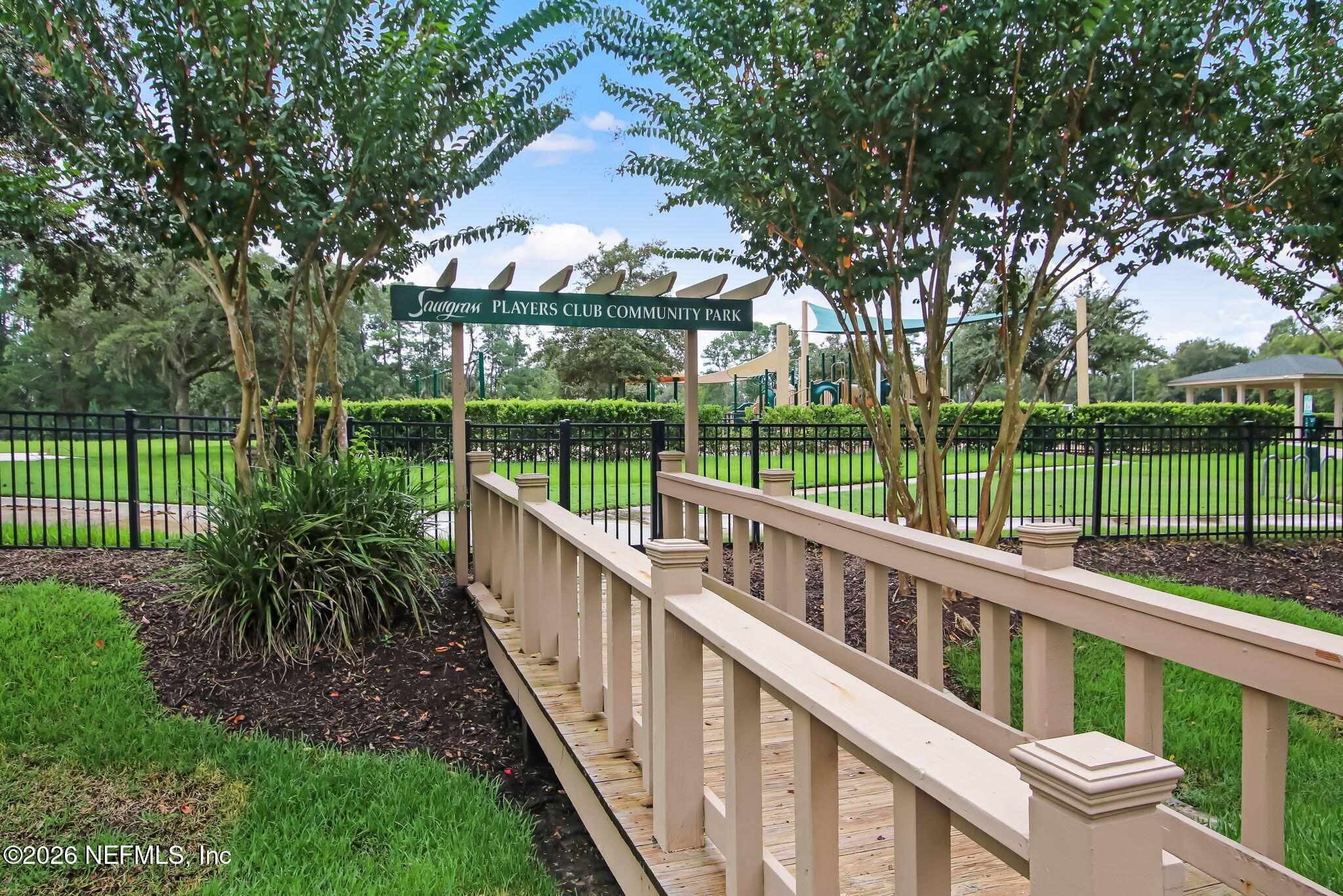 128 N COVE Drive