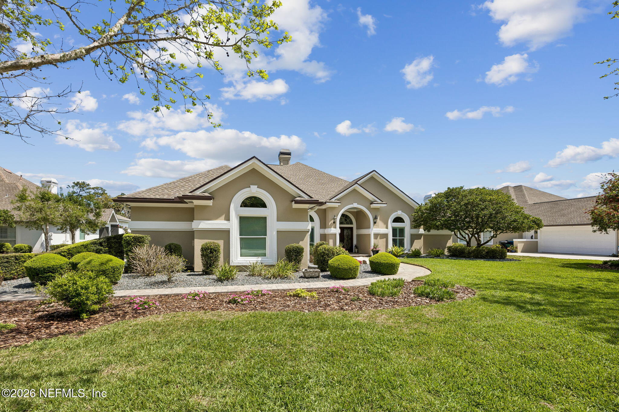 128 N COVE Drive