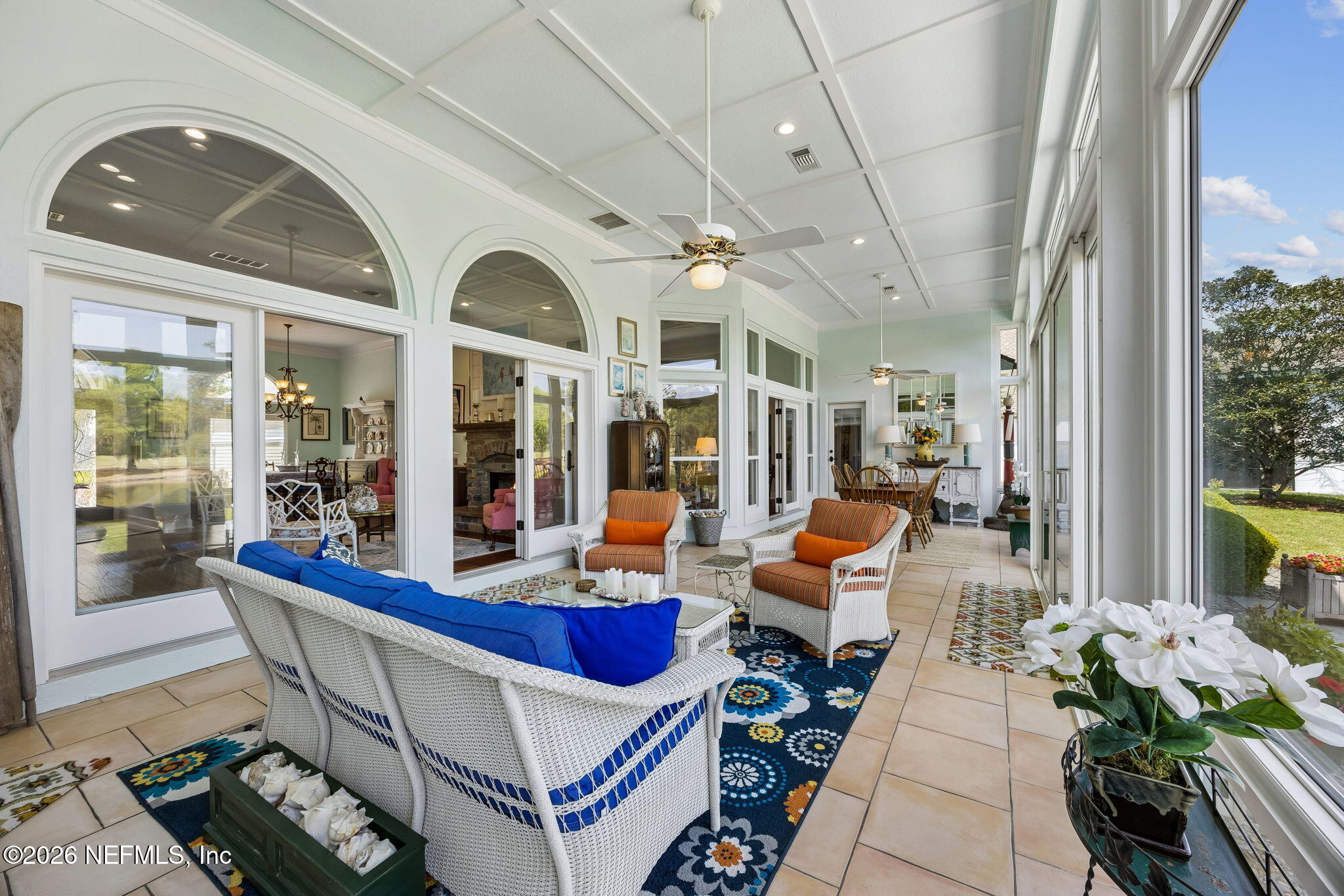 128 N COVE Drive