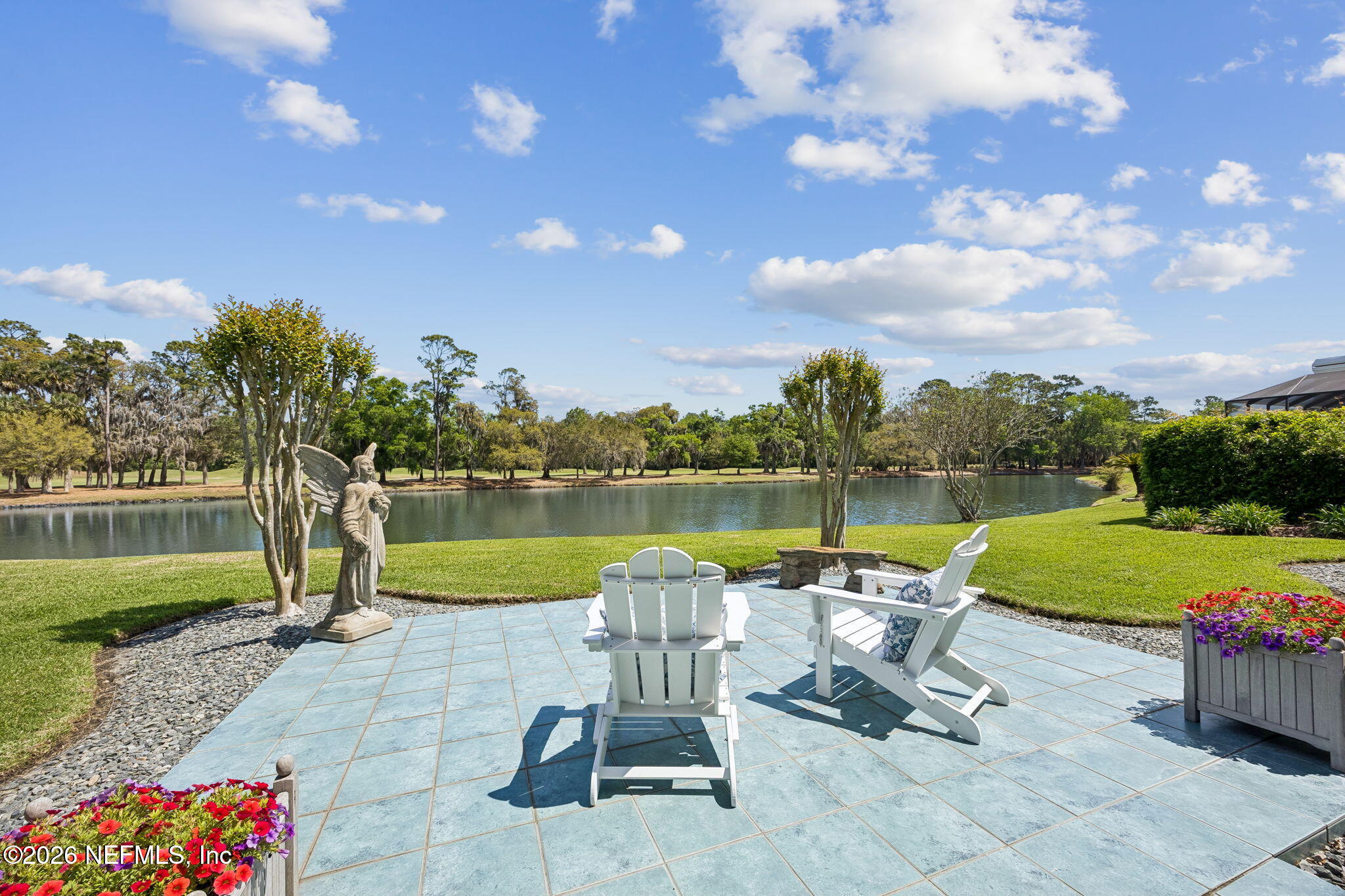 128 N COVE Drive