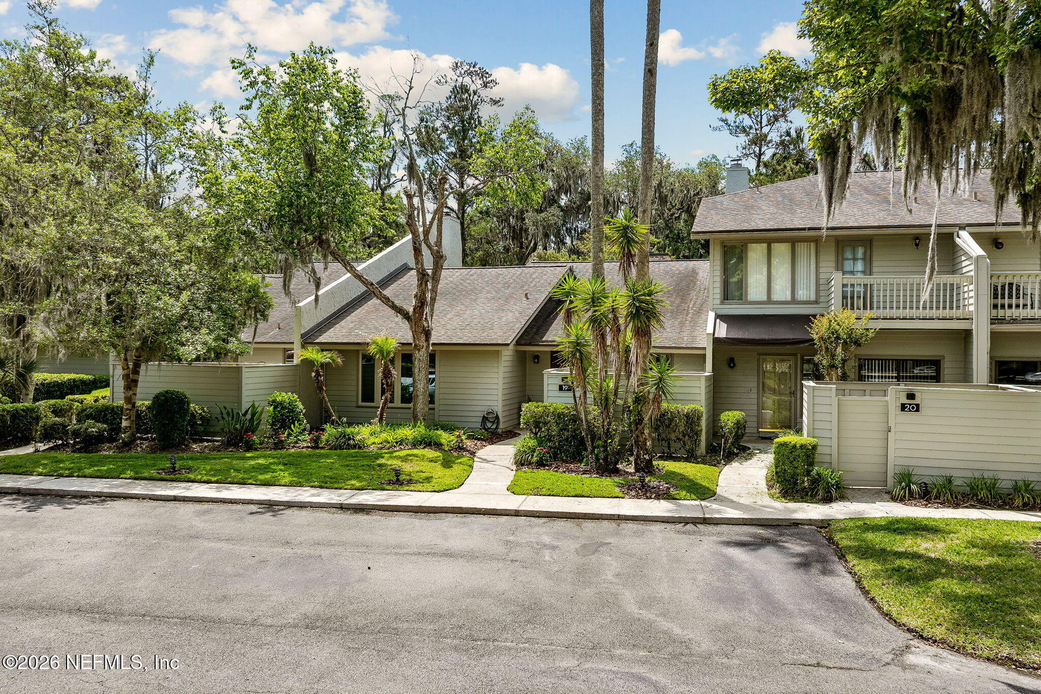 19 PLAYERS CLUB VILLAS Road