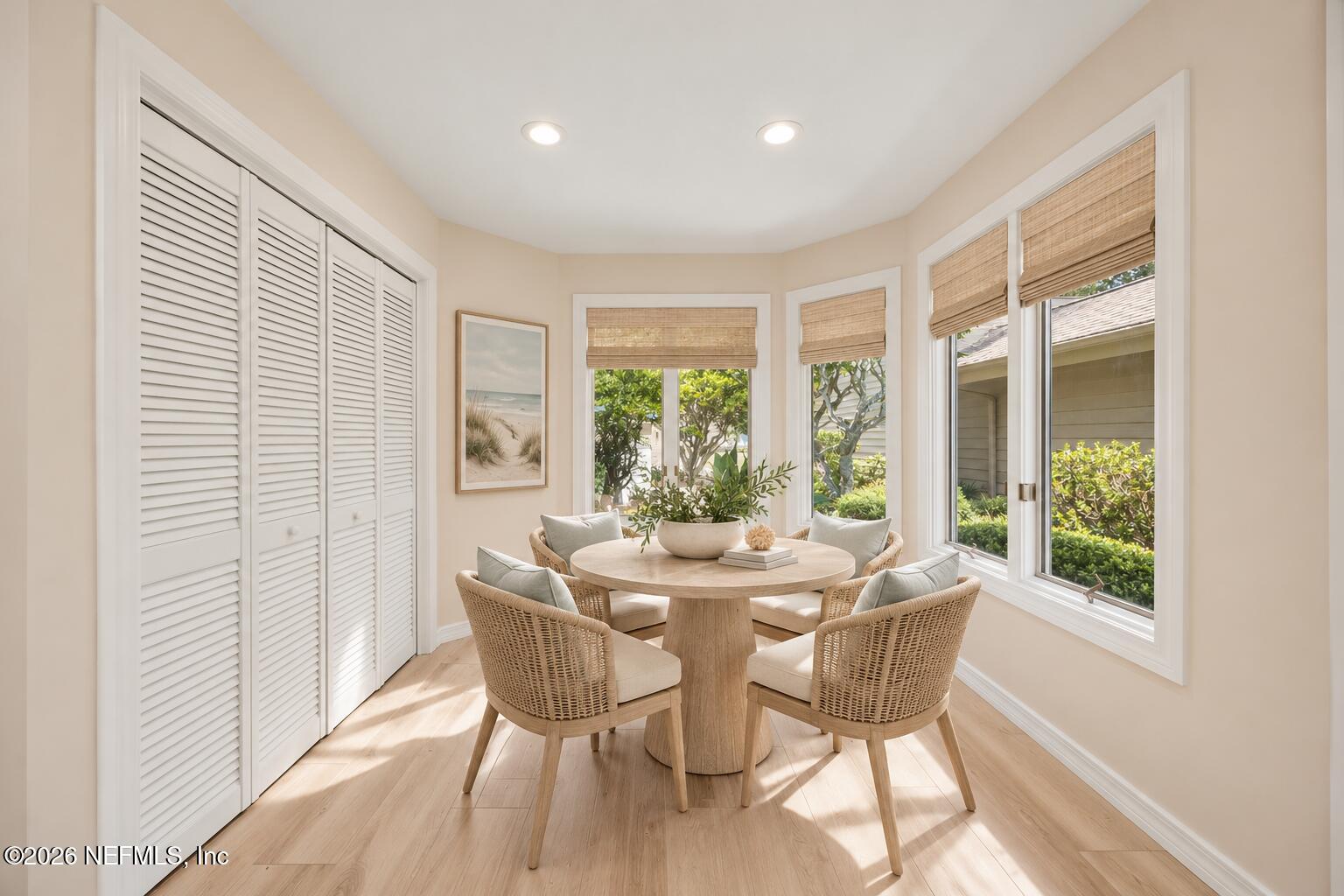 60 TROON TRACE