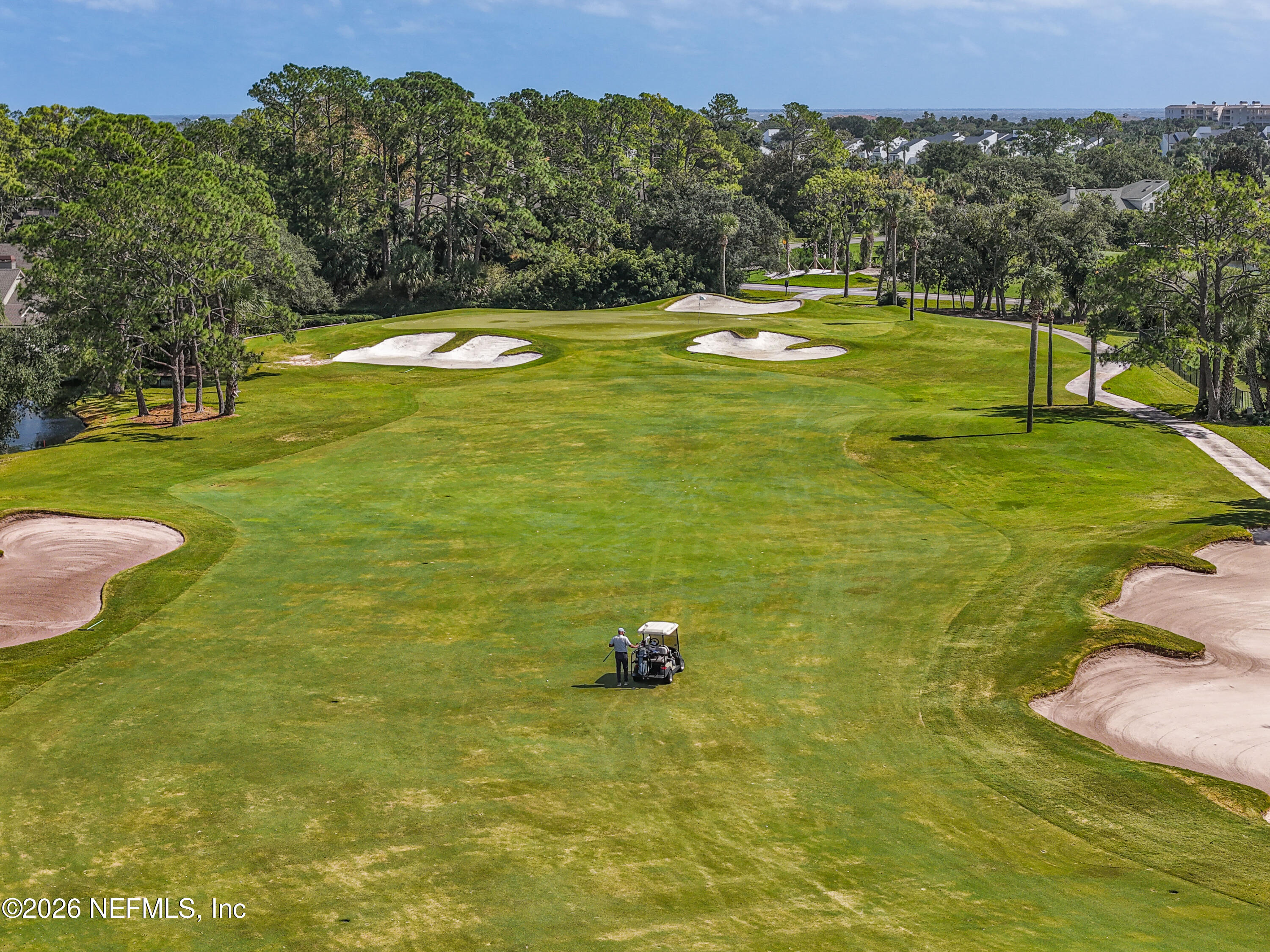 60 TROON TRACE