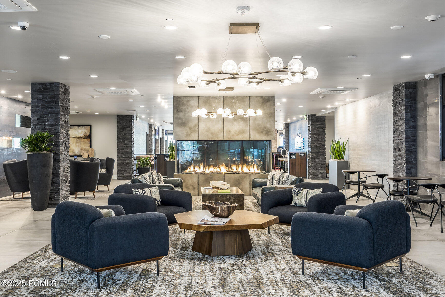 909 W Peace Tree Trail, 306, Kamas Unit: 306