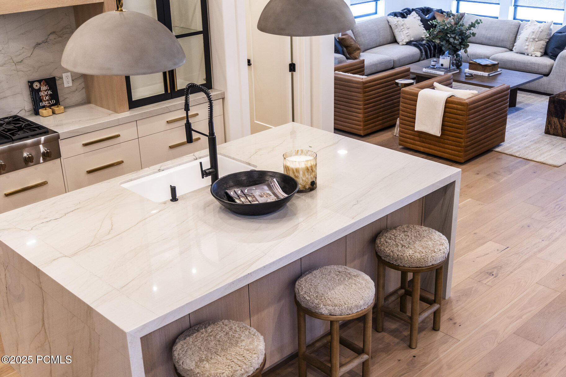 1633 Rocky Mountain Way