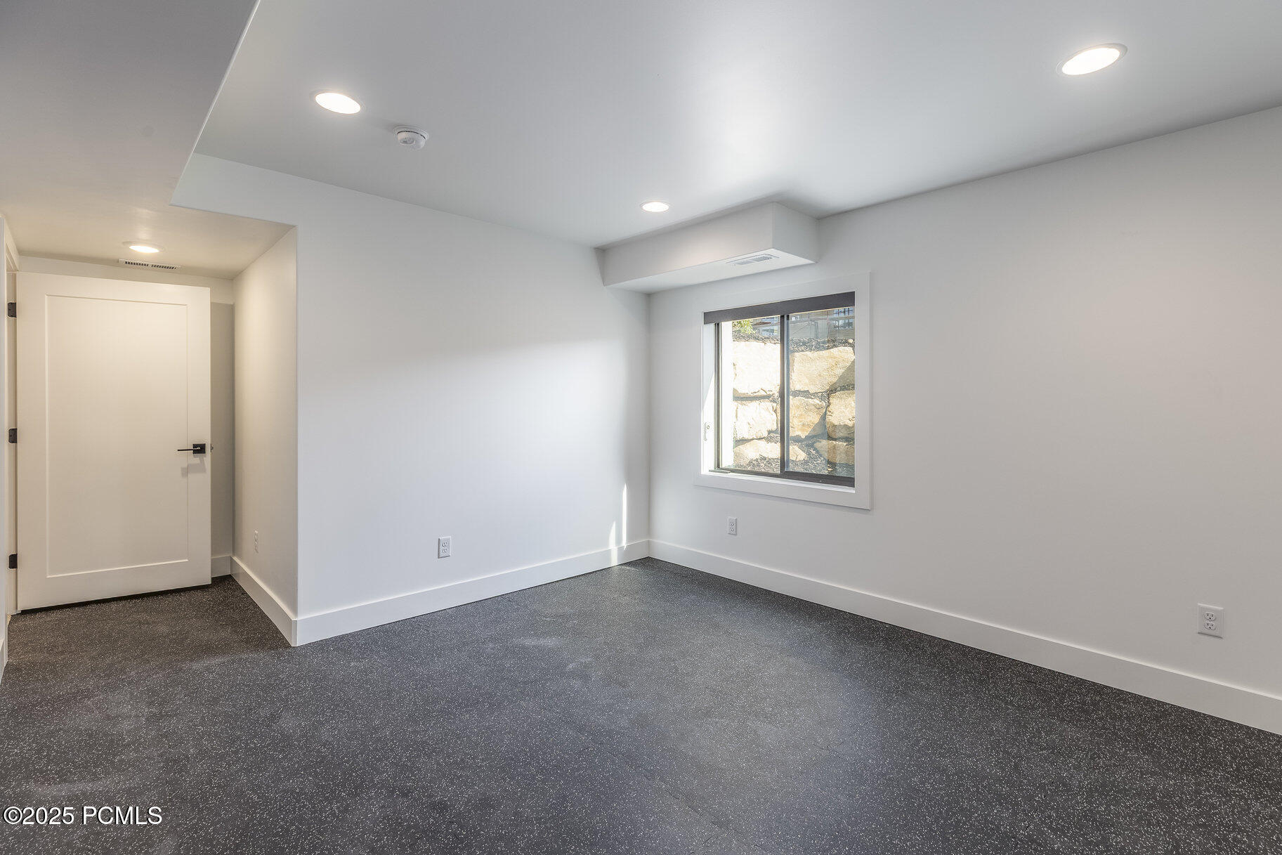 1633 Rocky Mountain Way