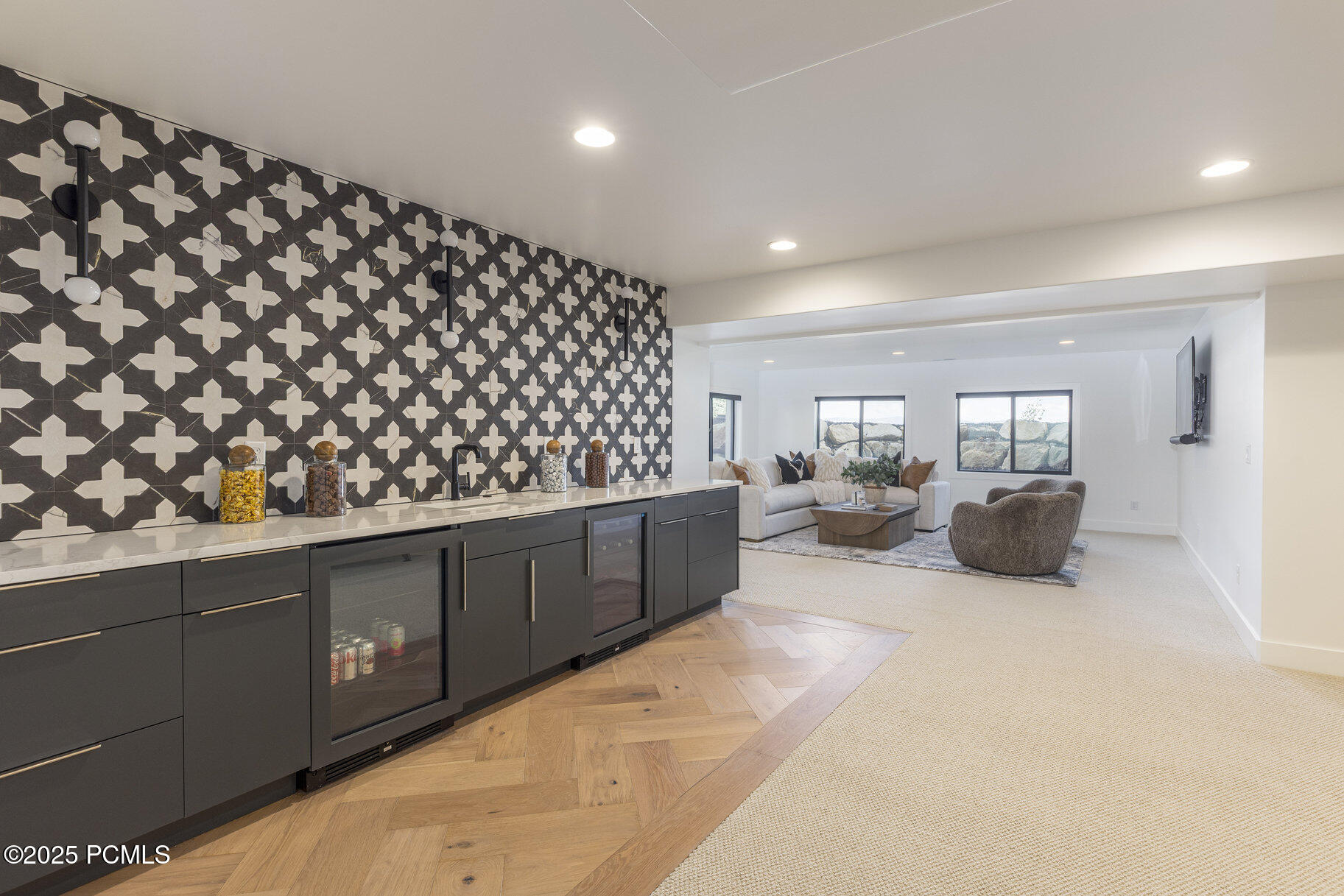 1633 Rocky Mountain Way