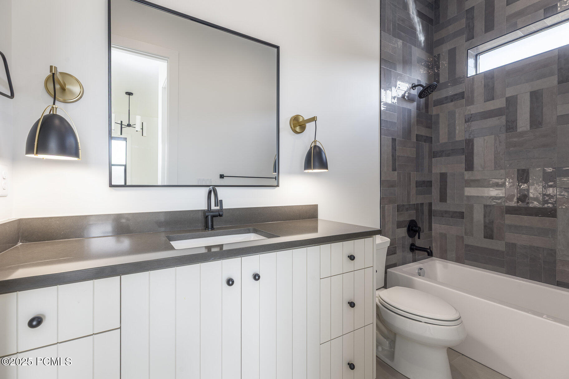 1633 Rocky Mountain Way