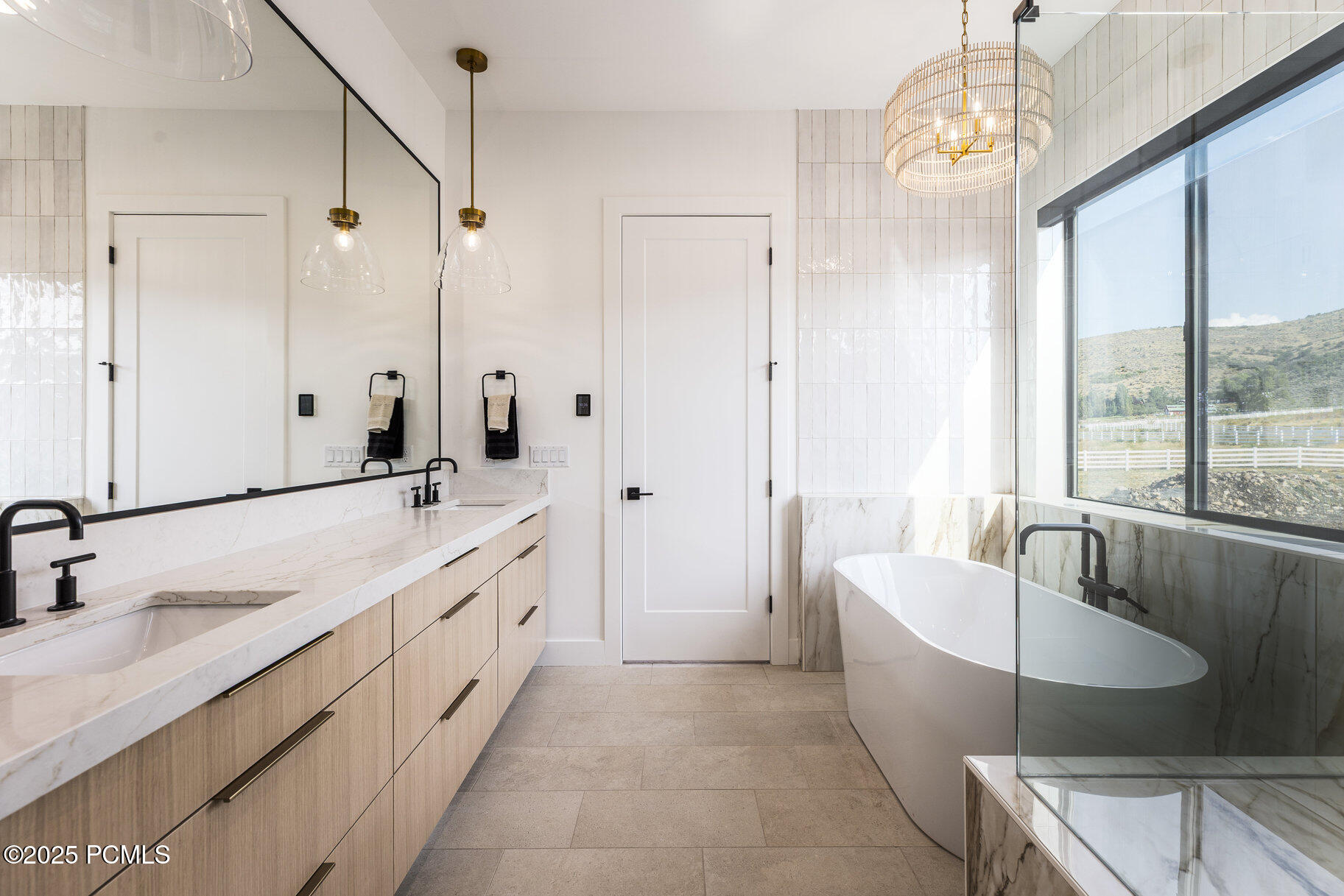 1633 Rocky Mountain Way