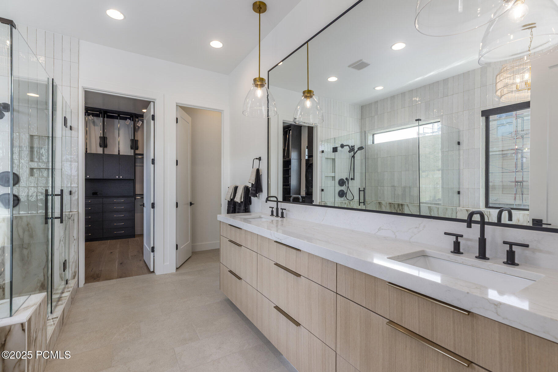 1633 Rocky Mountain Way