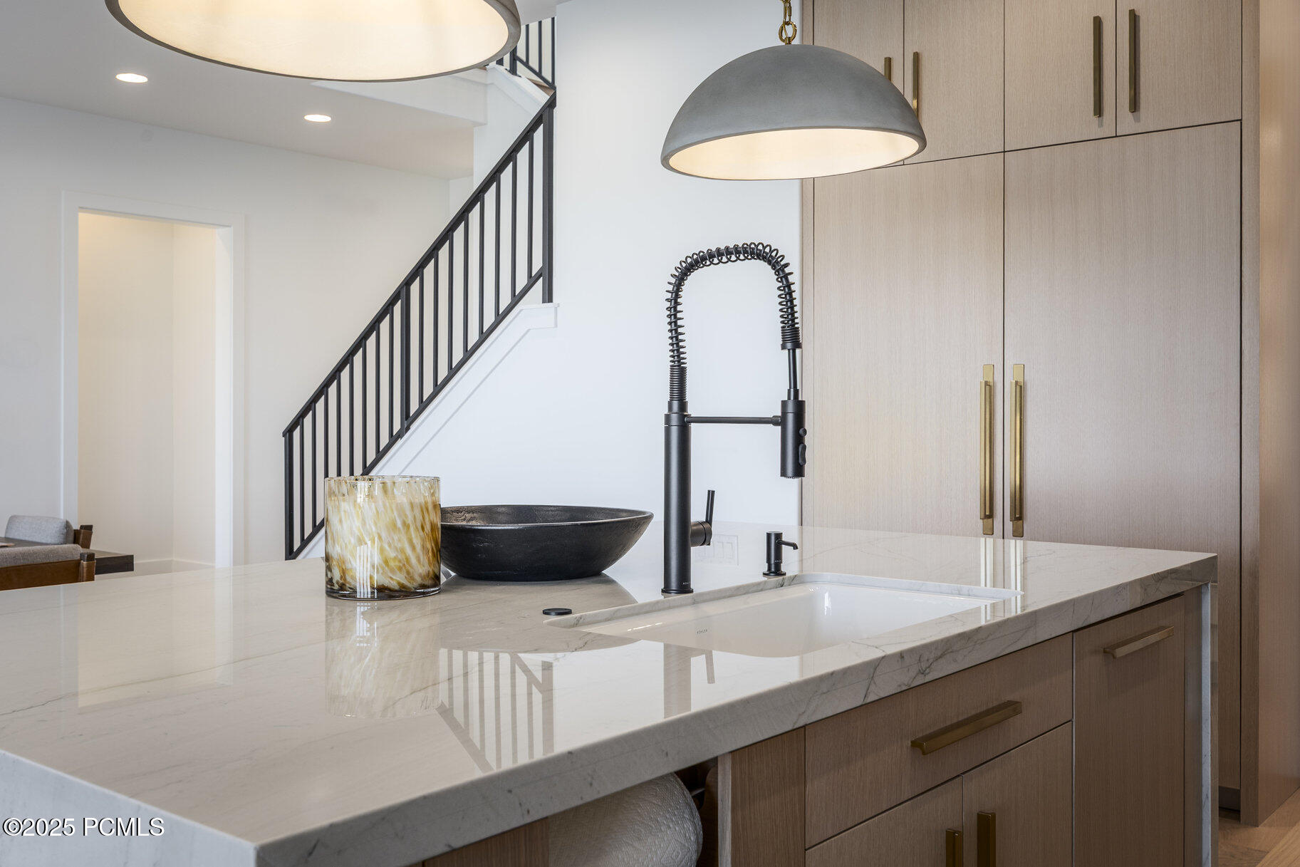 1633 Rocky Mountain Way