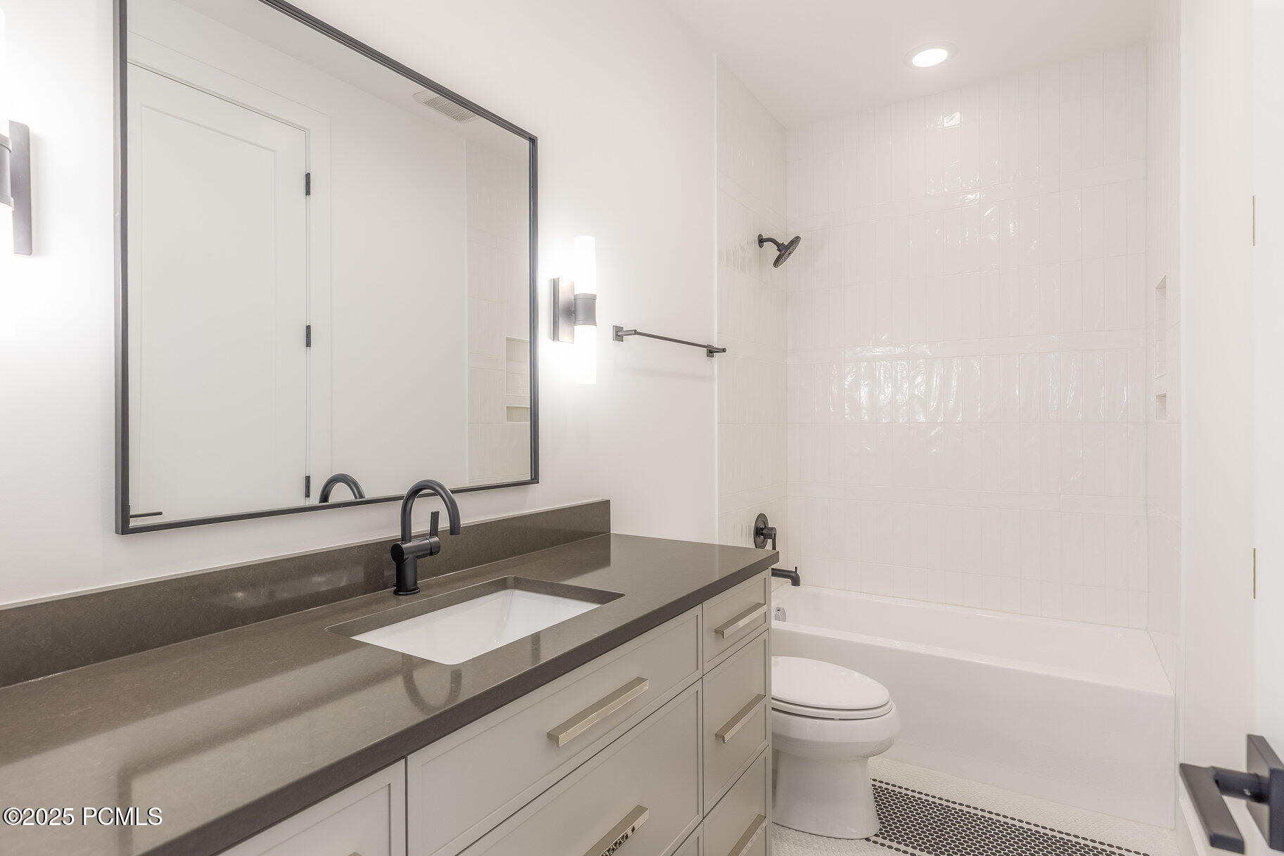 1633 Rocky Mountain Way