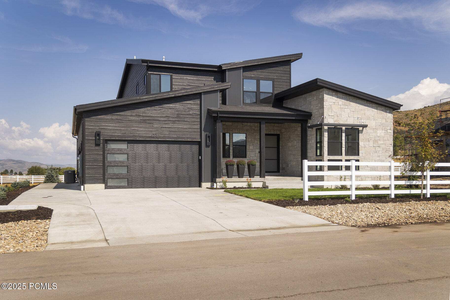 1633 Rocky Mountain Way