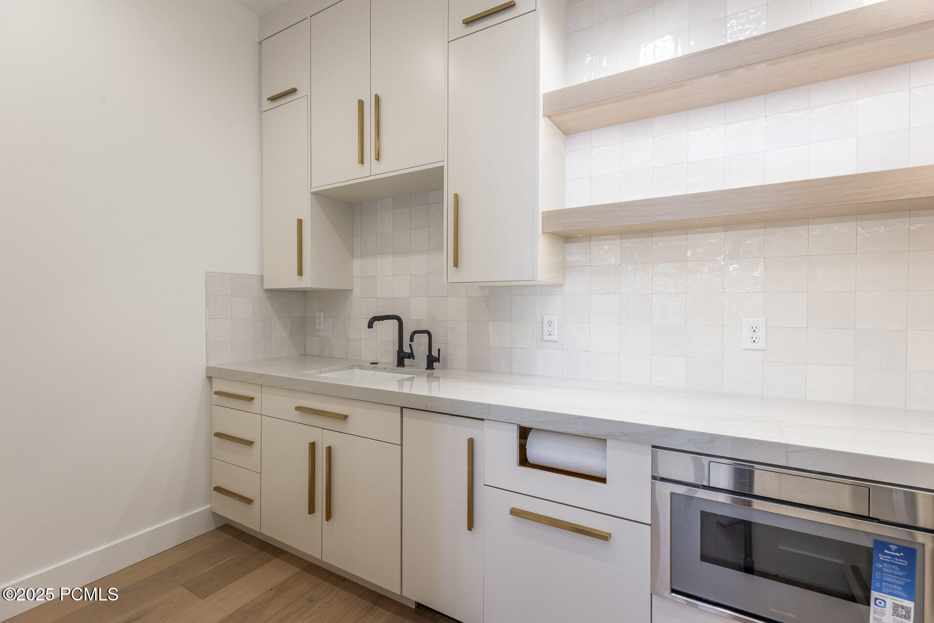 1633 Rocky Mountain Way