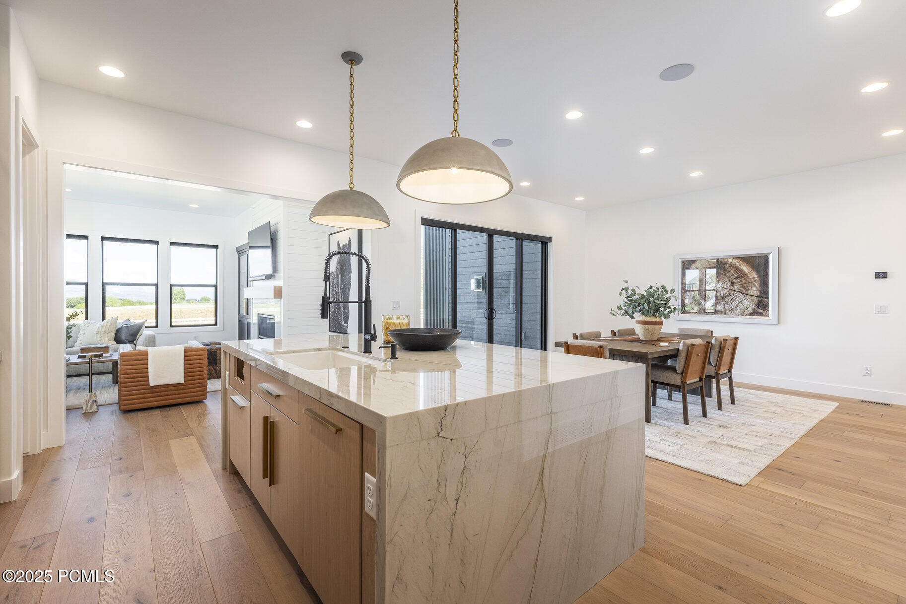 1633 Rocky Mountain Way