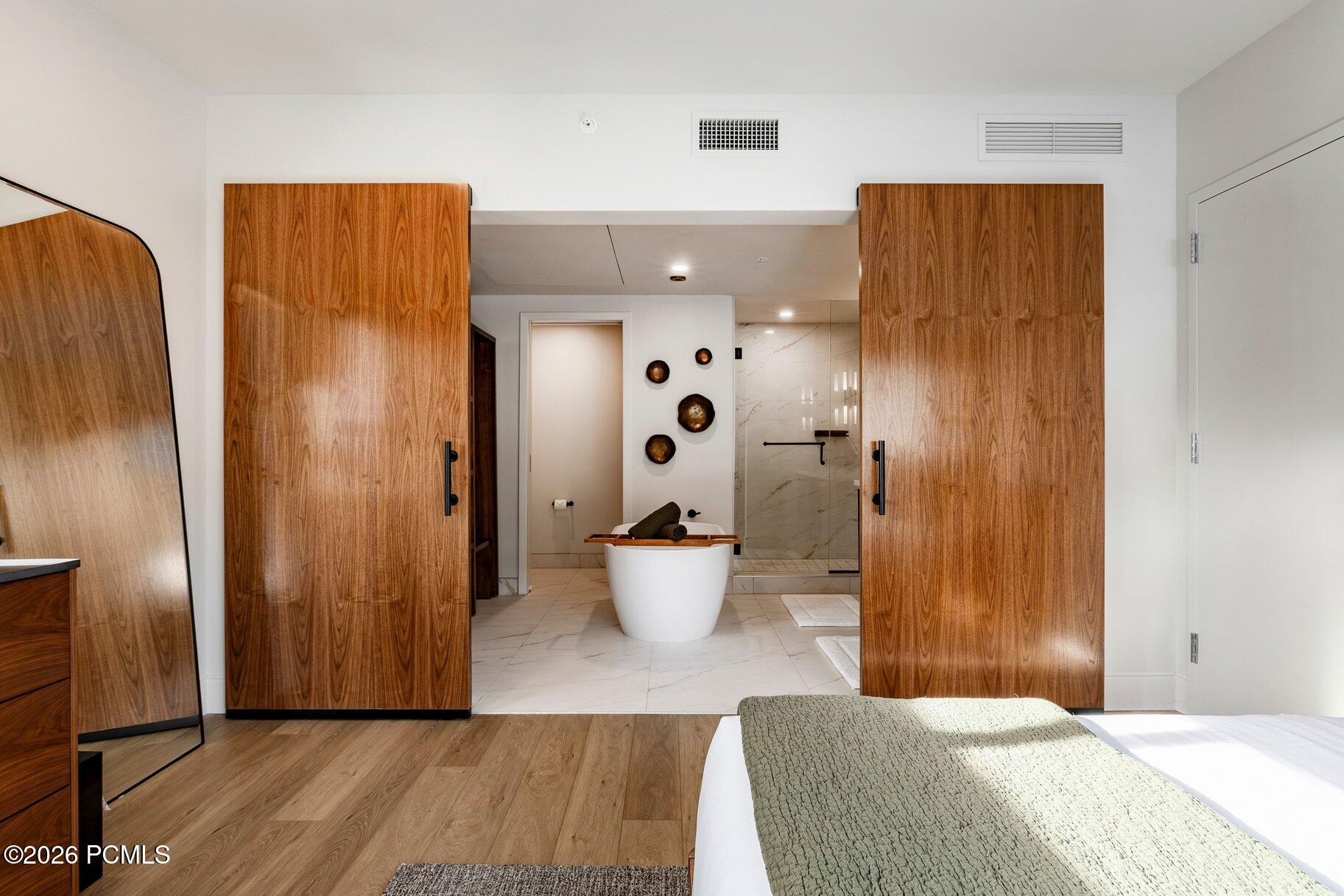 201 Heber Avenue 502/602.A