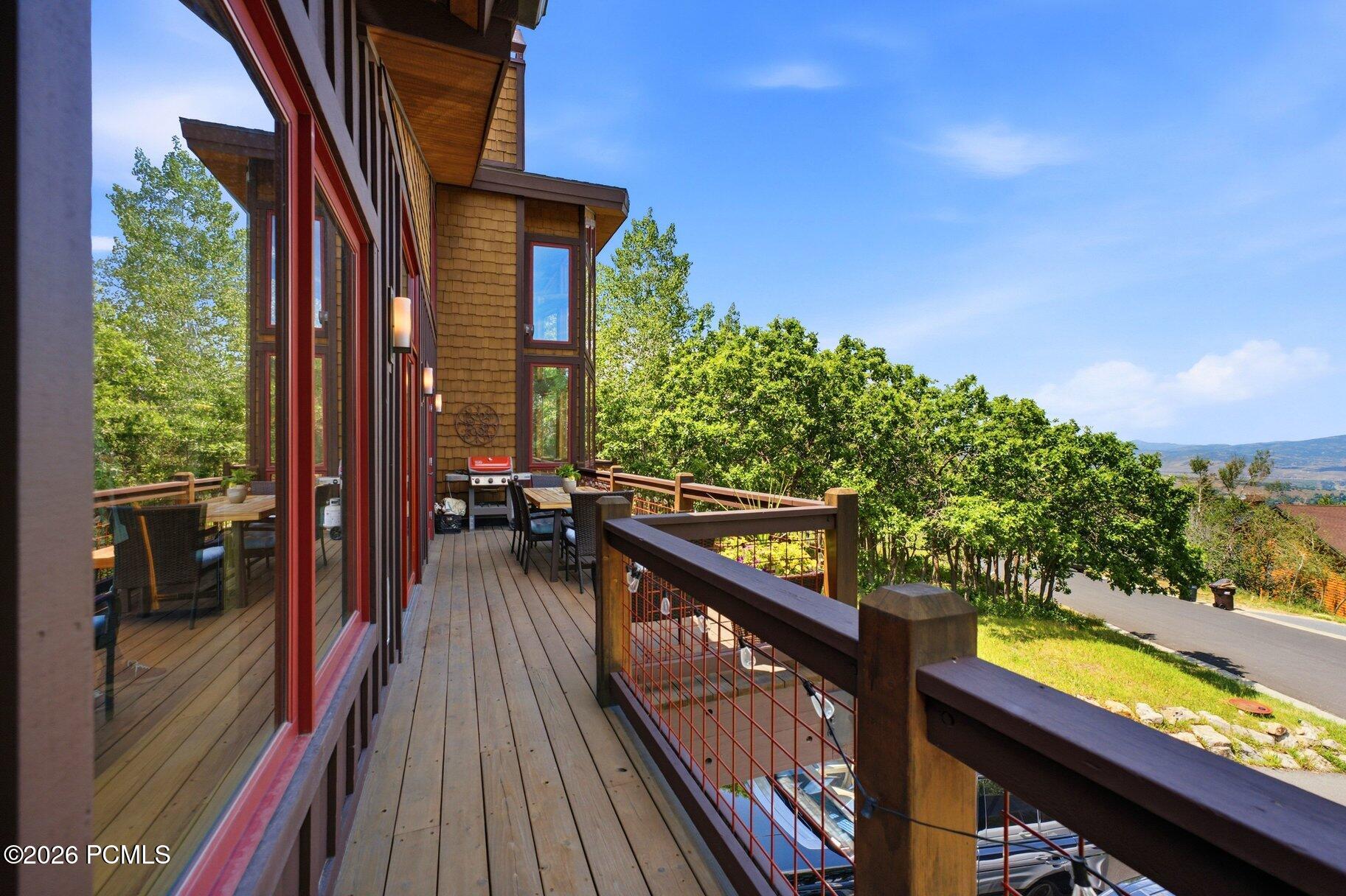 1554 Aerie Drive
