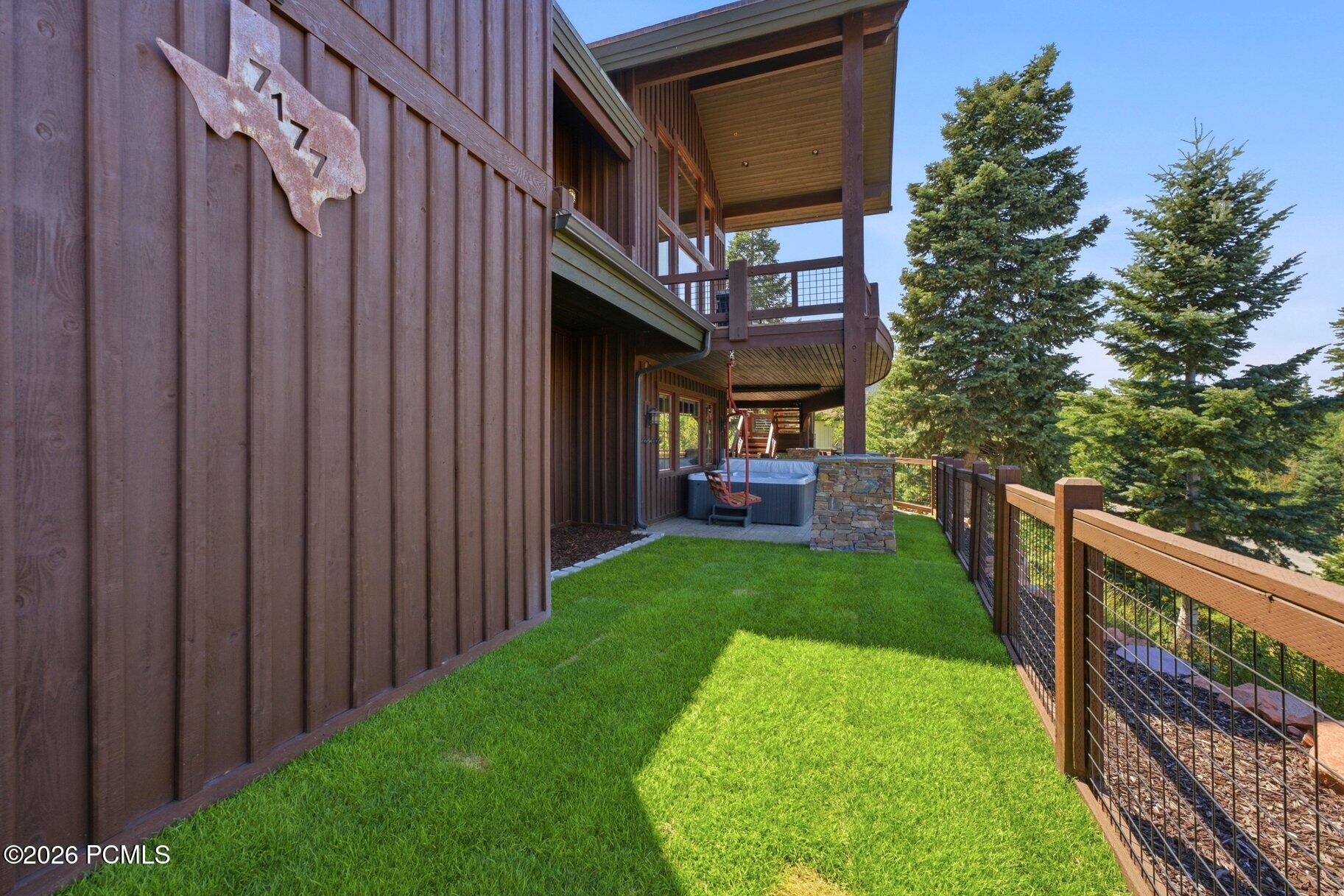 7177 Canyon Drive