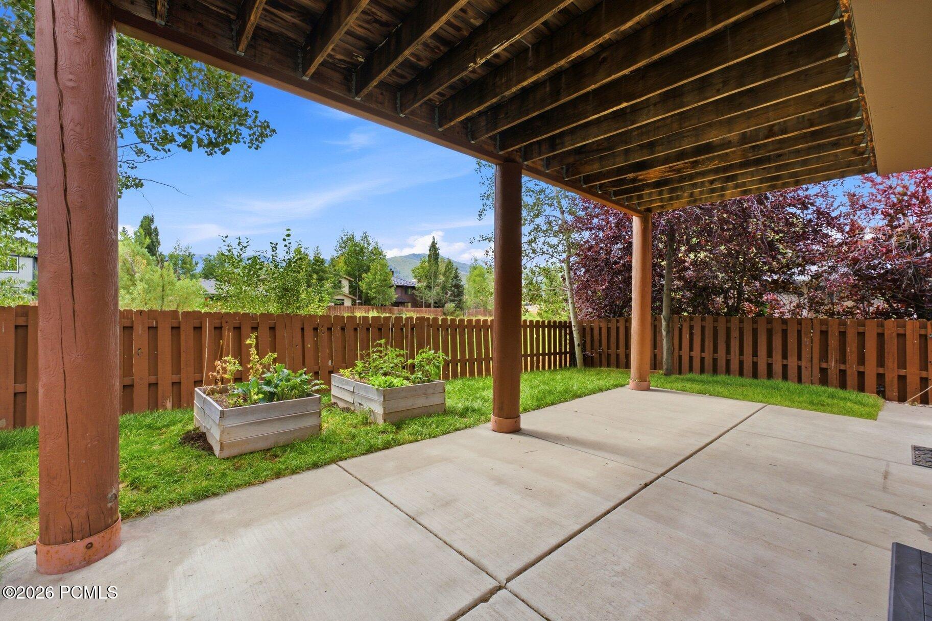1133 Station Loop