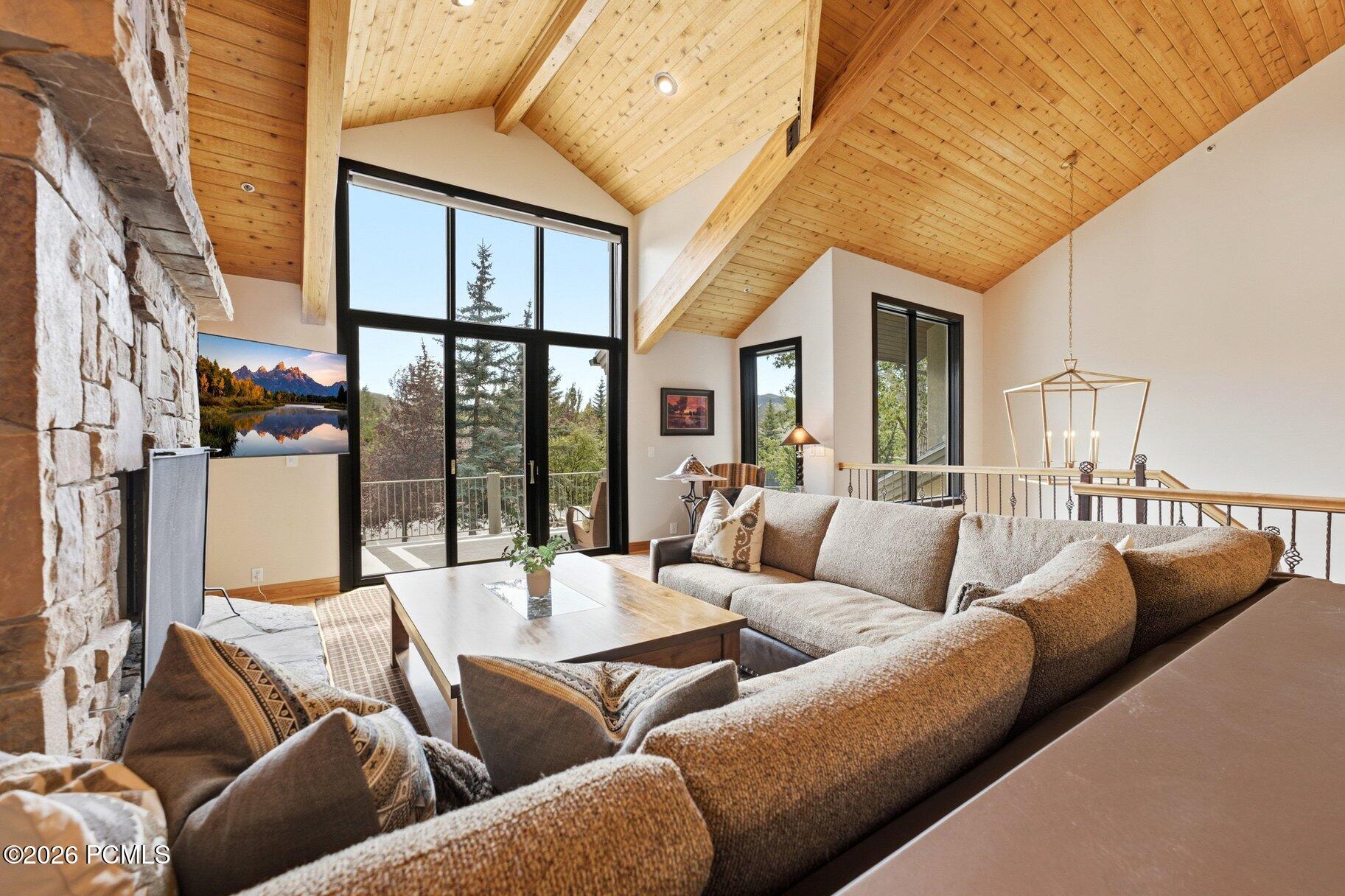 2768 Gallivan Loop