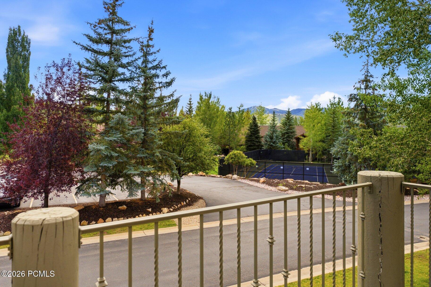 2768 Gallivan Loop