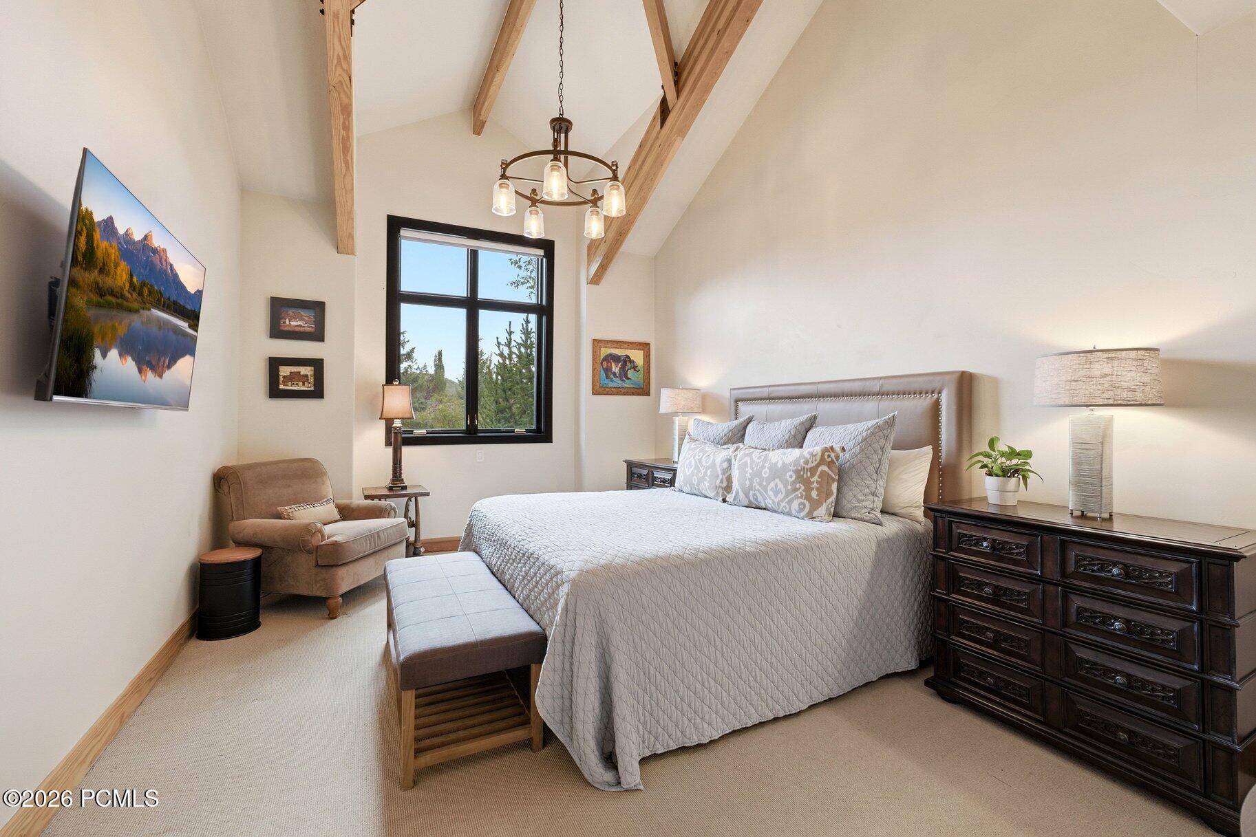 2768 Gallivan Loop