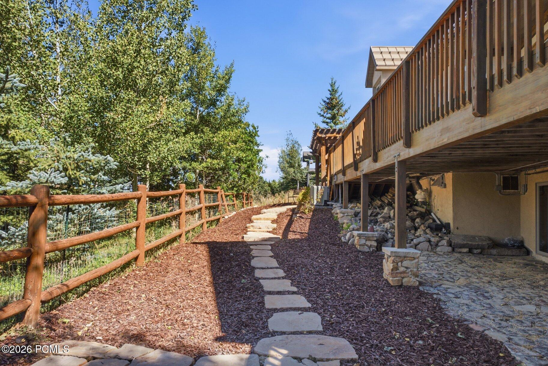 1403 Eagle Way