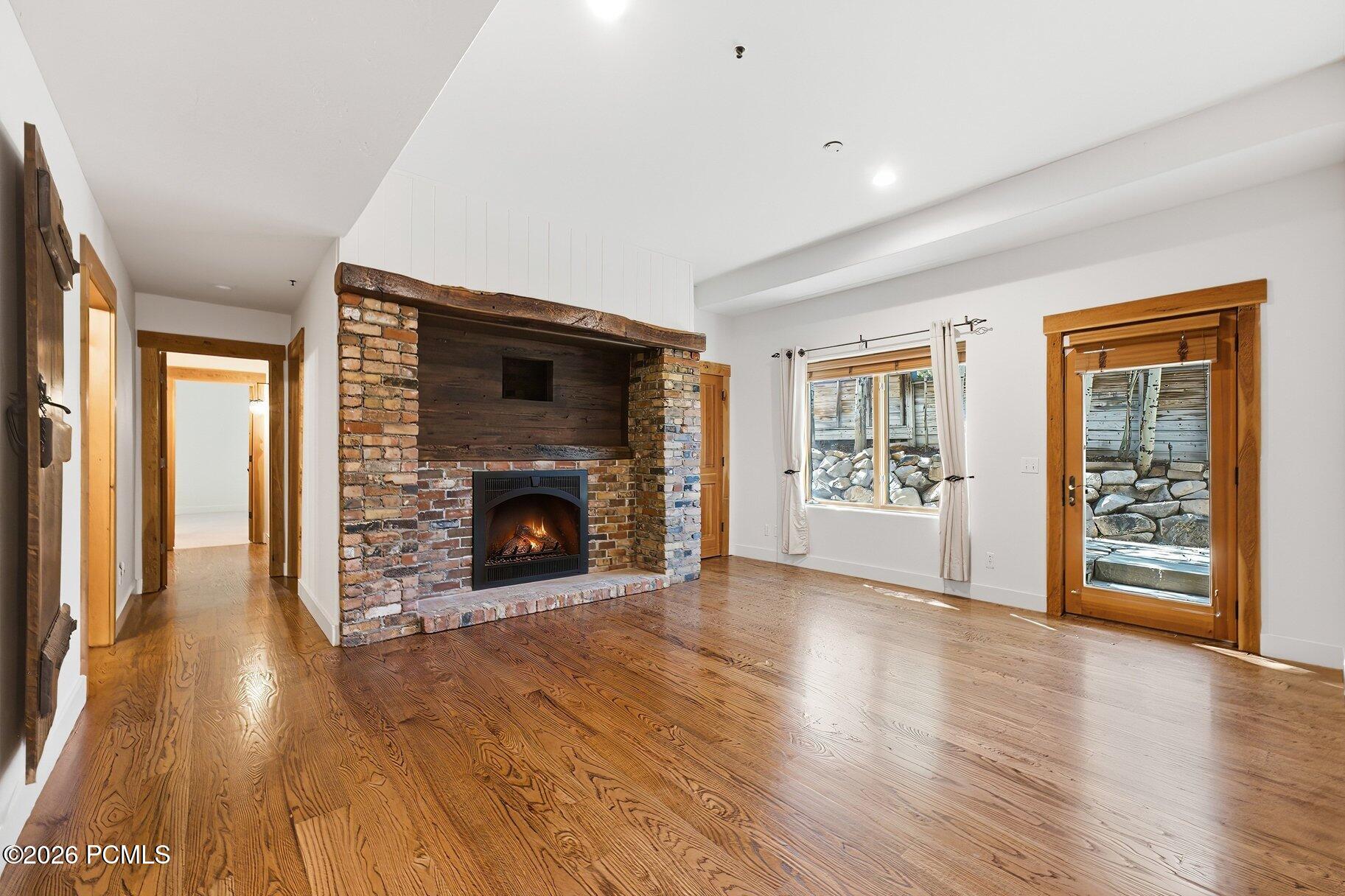 1403 Eagle Way